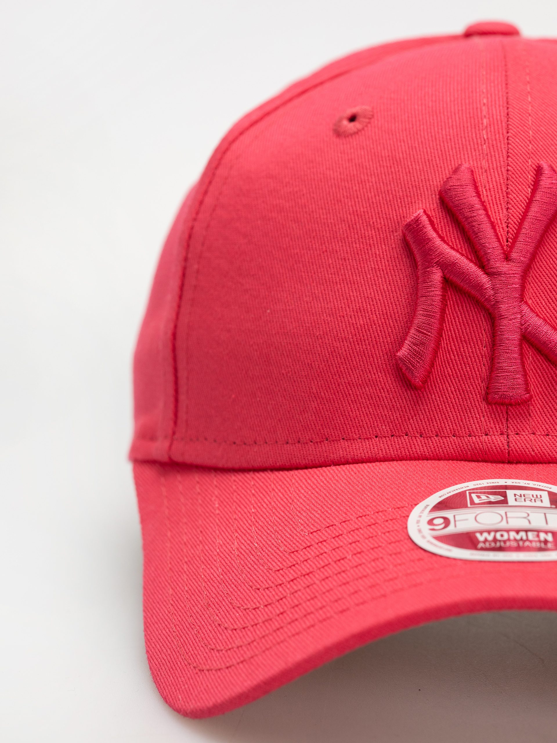 Šiltovka New Era League Essential 9Forty New York Yankees Wmn (bright pink)