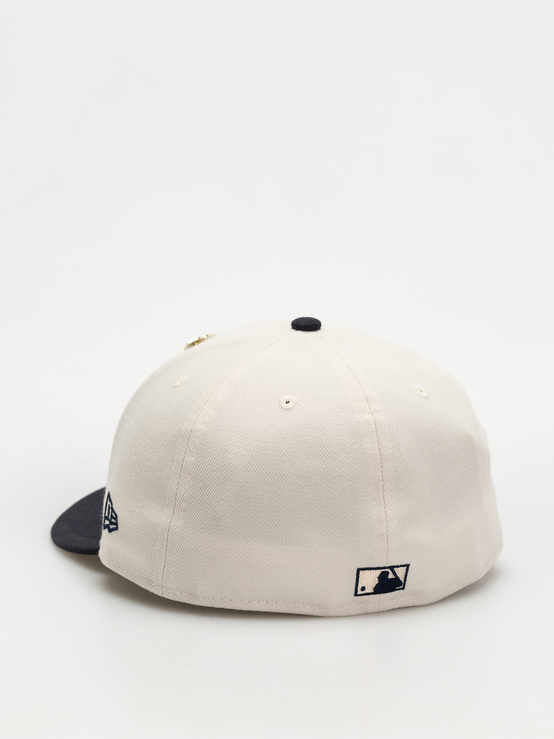 Šiltovka New Era Pin 59Fifty Lp New York Yankees (light beige)