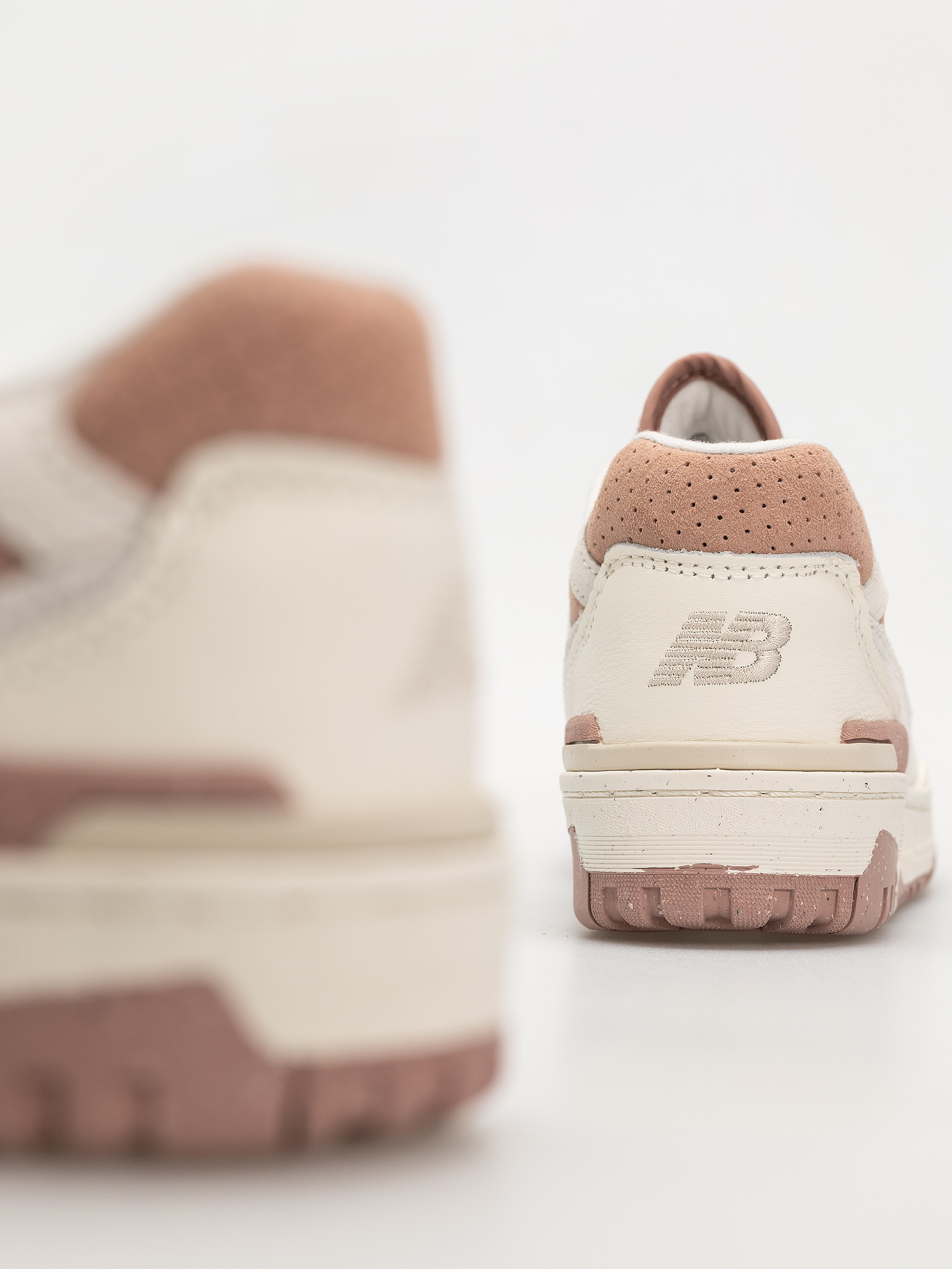 Topánky New Balance 550 Wmn (sea salt)