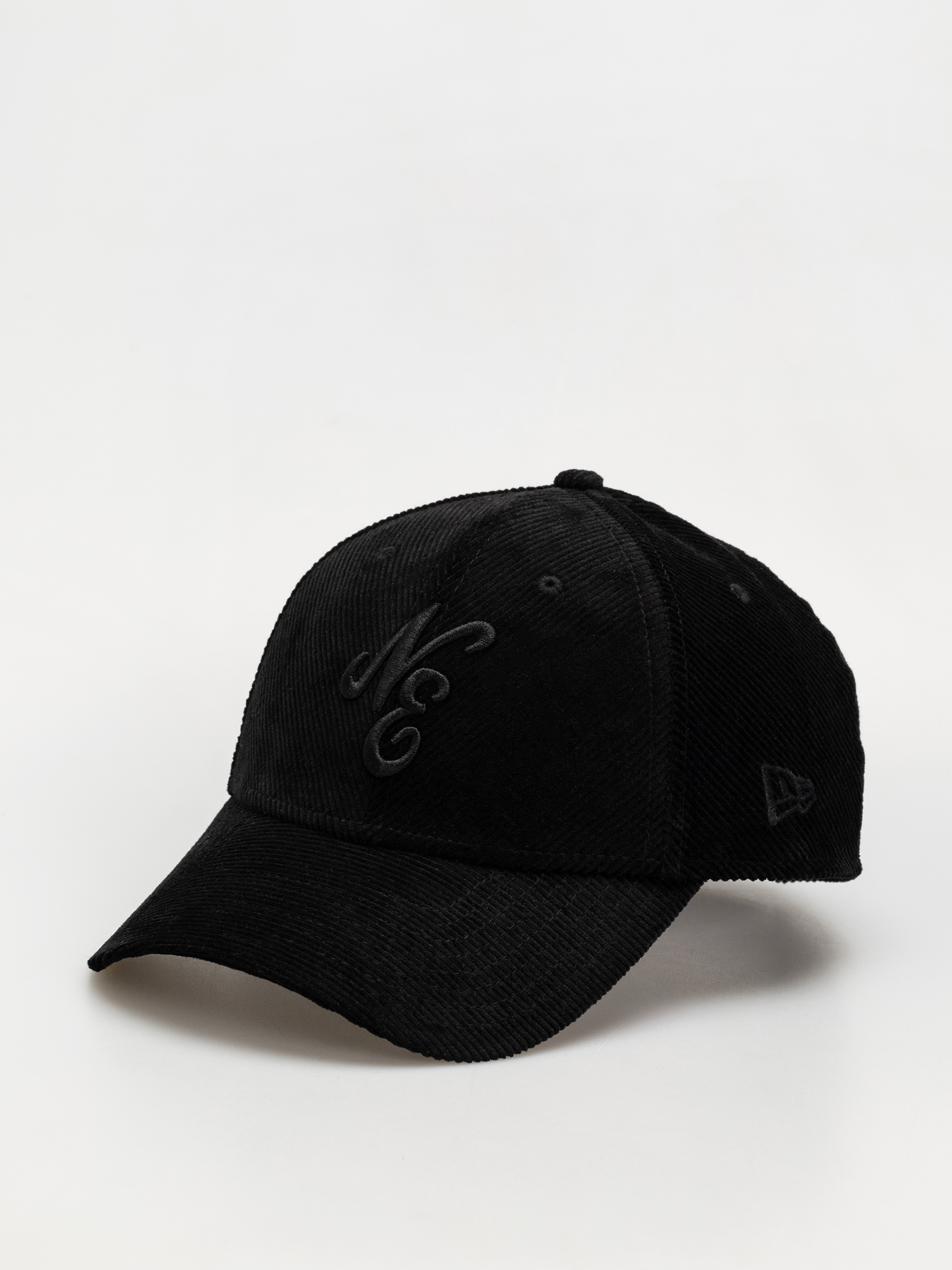 u0160iltovka New Era Cord 9Forty (black)