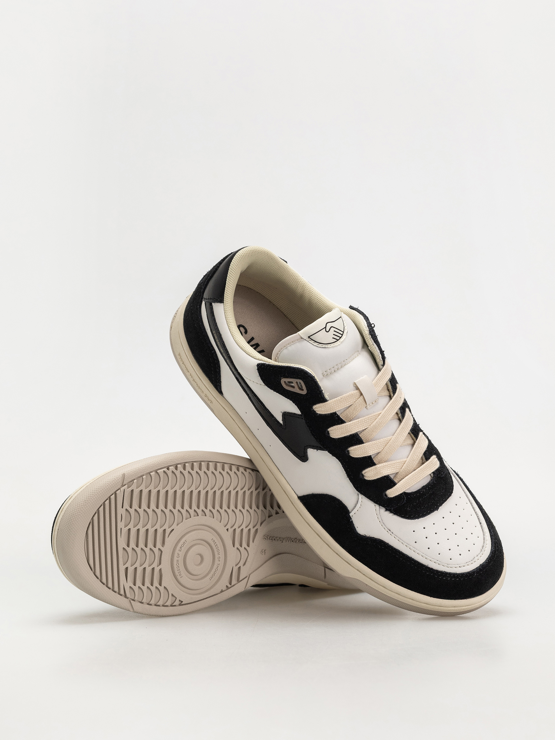 Topánky Stepney Workers Club Pro Cup 01 S-Strike (black white)