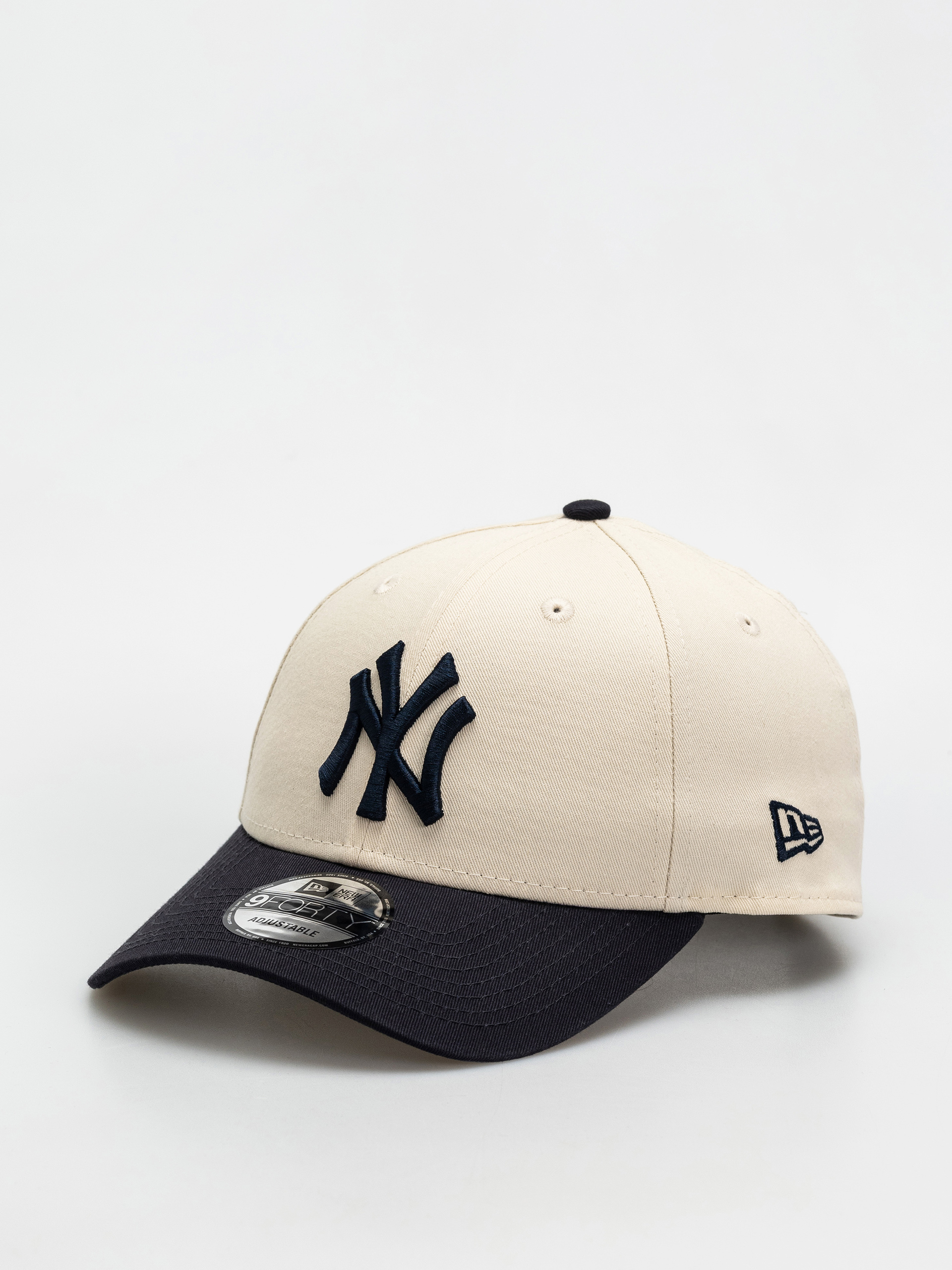 u0160iltovka New Era Colour Block 9Forty New York Yankees (light beige)