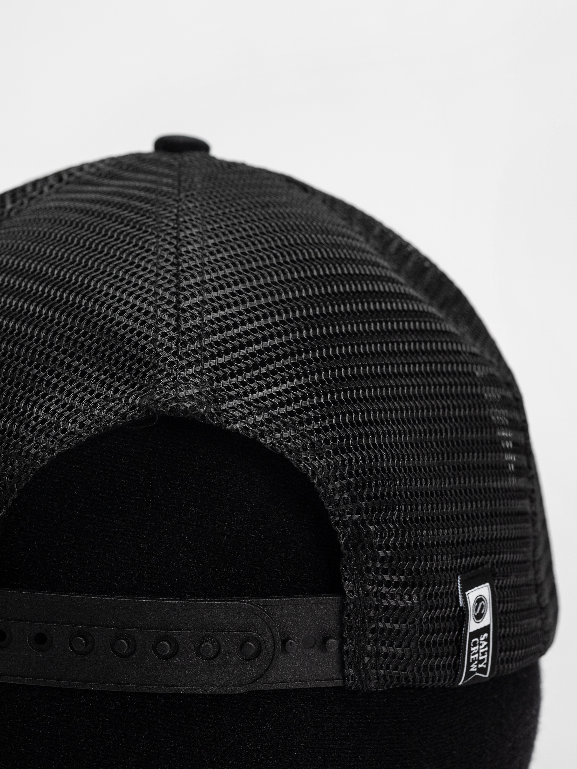 Šiltovka Salty Crew Legendary Retro Trucker (black)