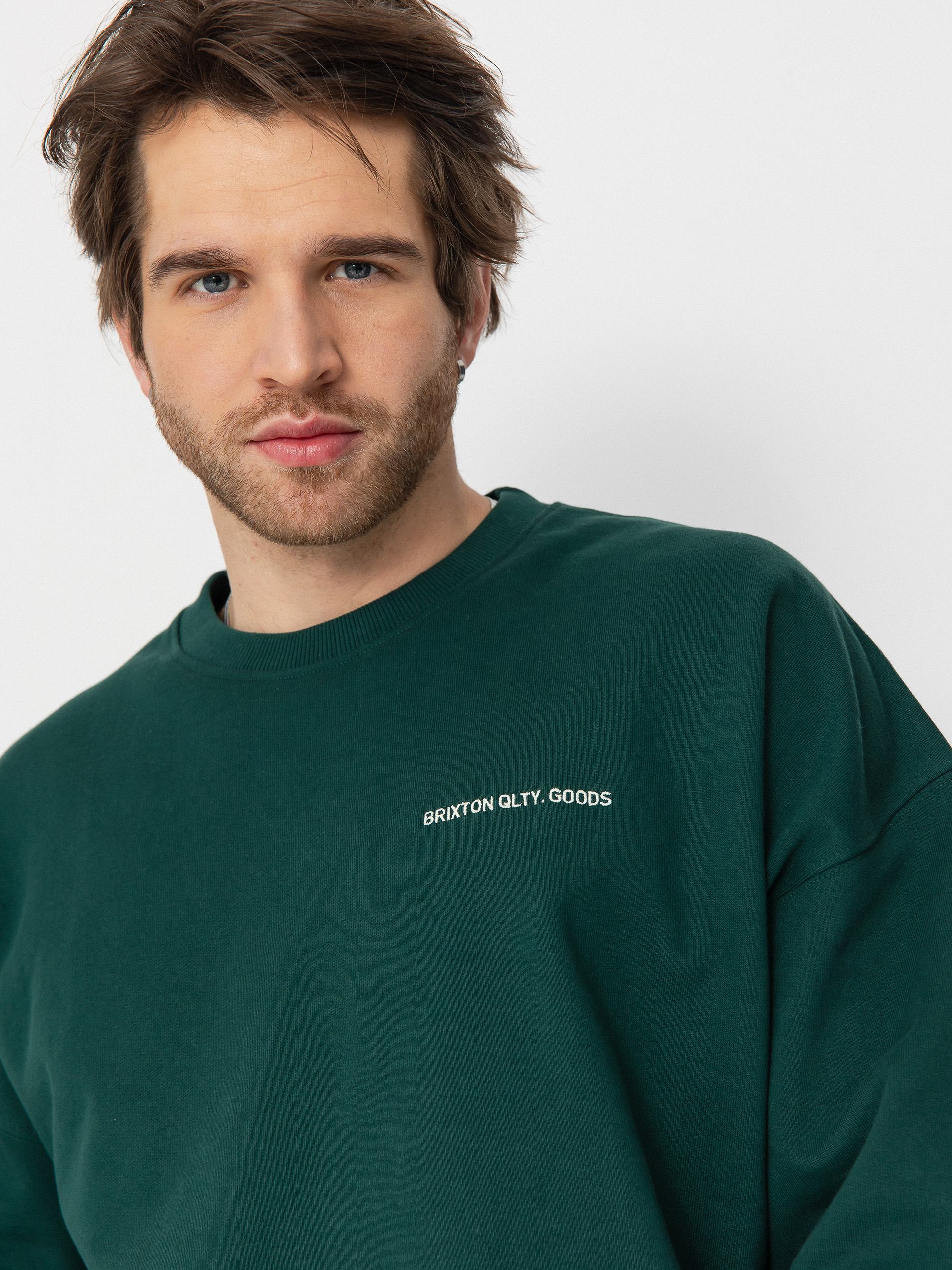 Mikina Brixton Embroidered Heavy Weight Crew (deep emerald)