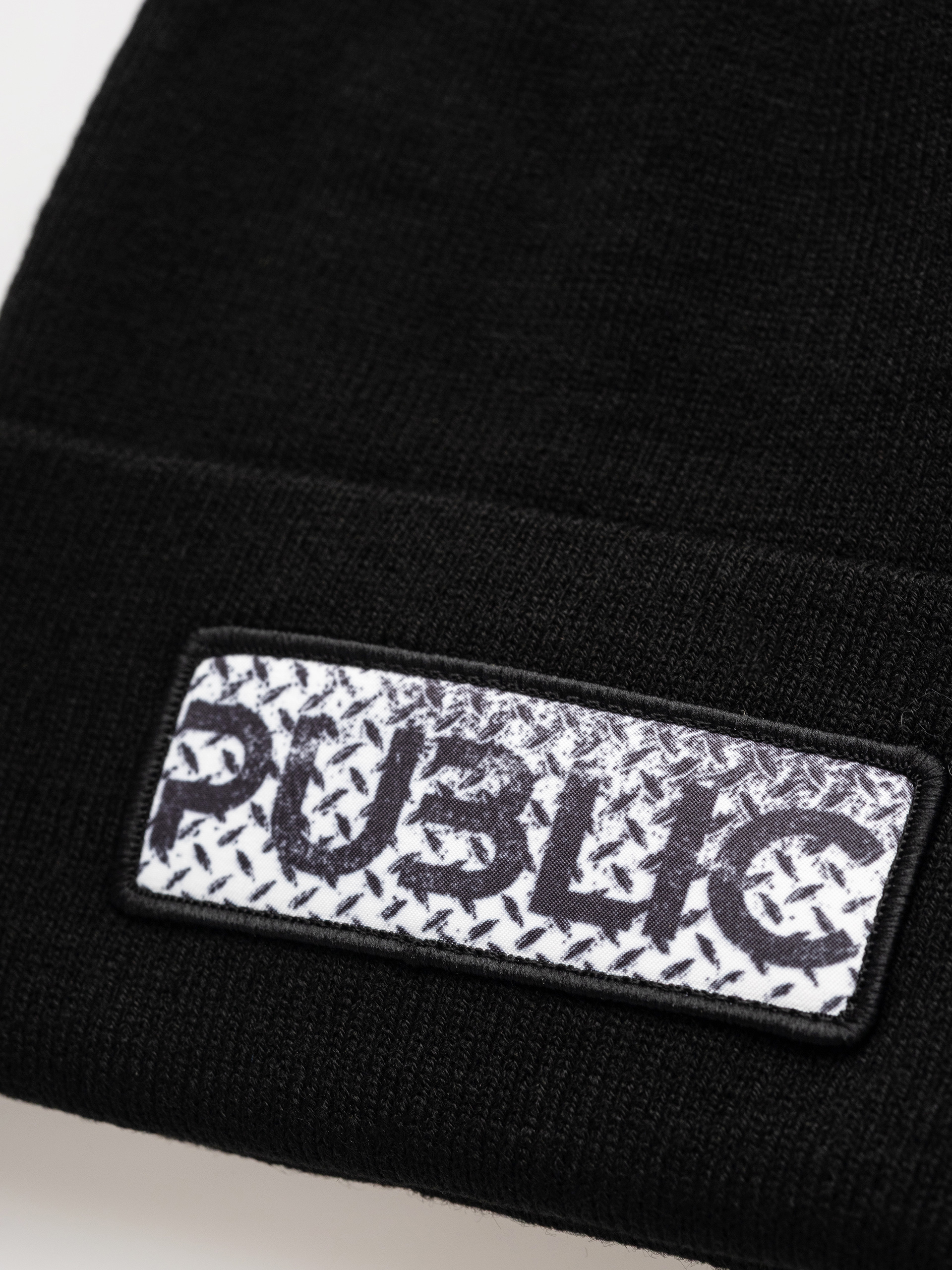 Čiapka Public Office Beanie (black)