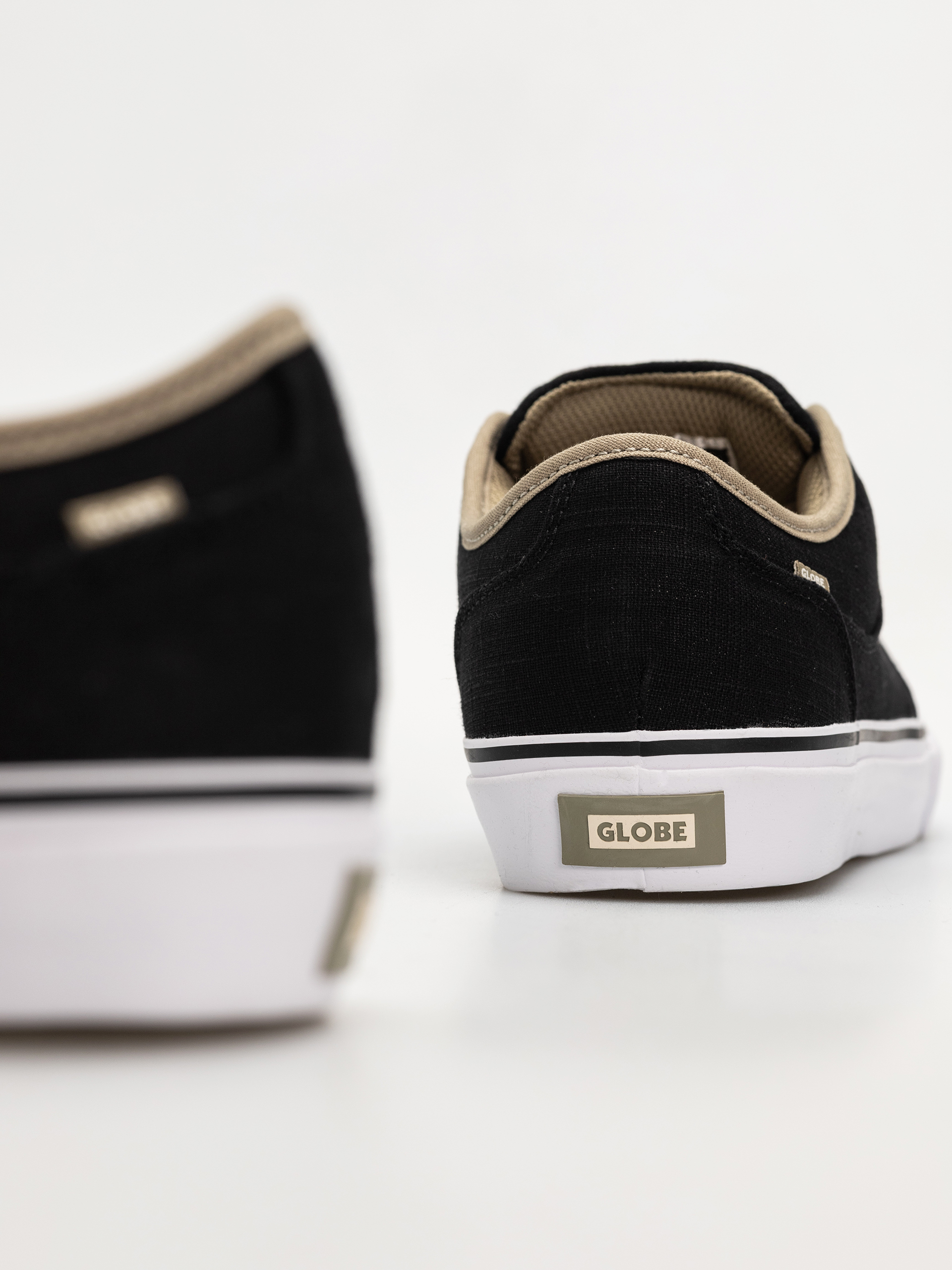 Topánky Globe Mahalo (black/stone)