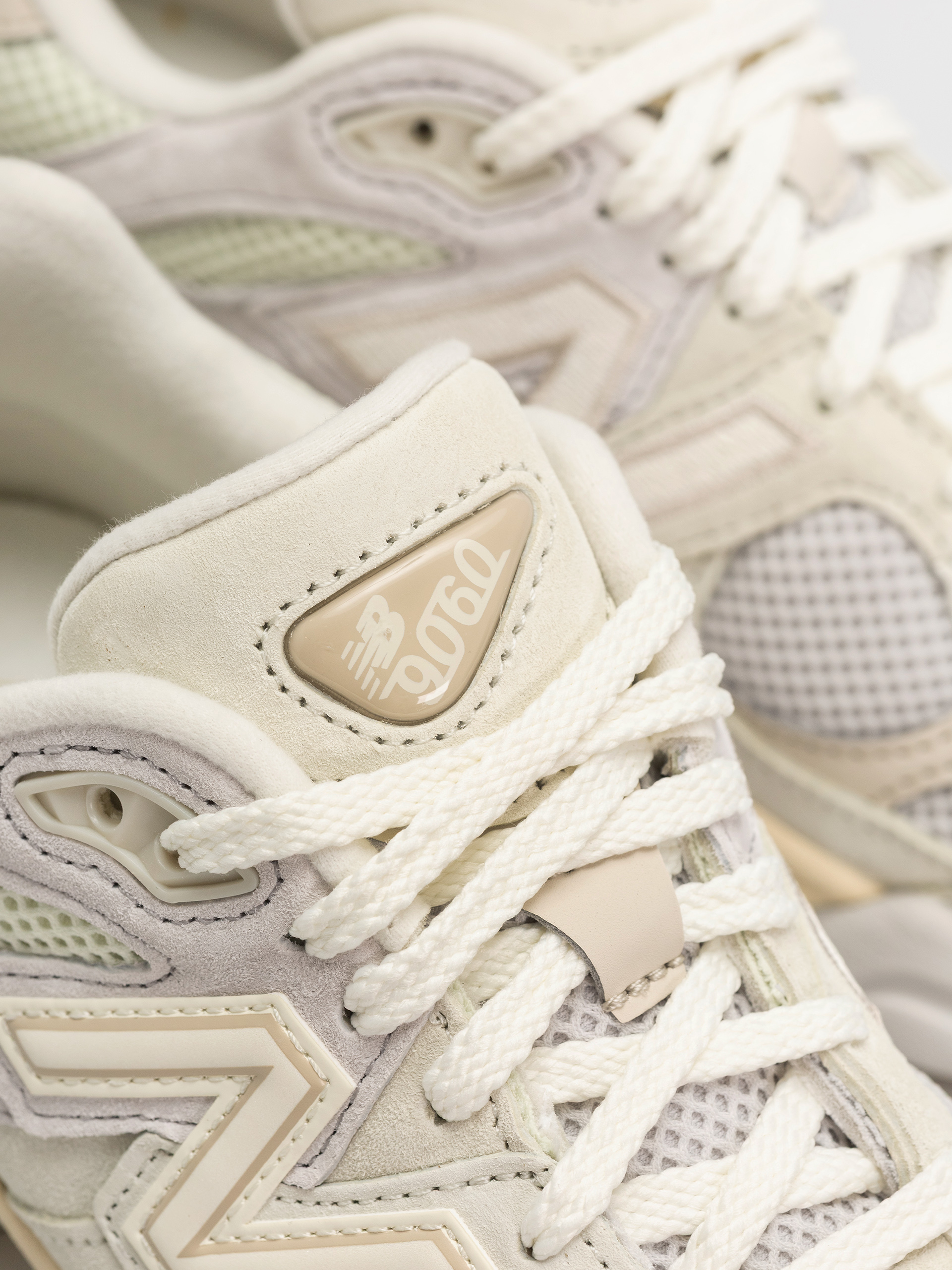 Topánky New Balance 9060 (mineral)