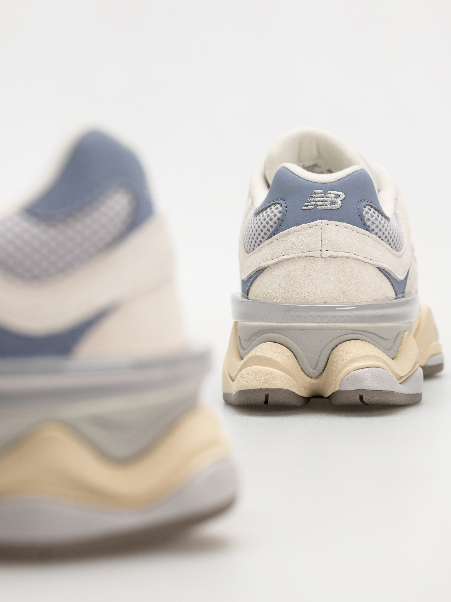 Topánky New Balance 9060 (pearl grey)