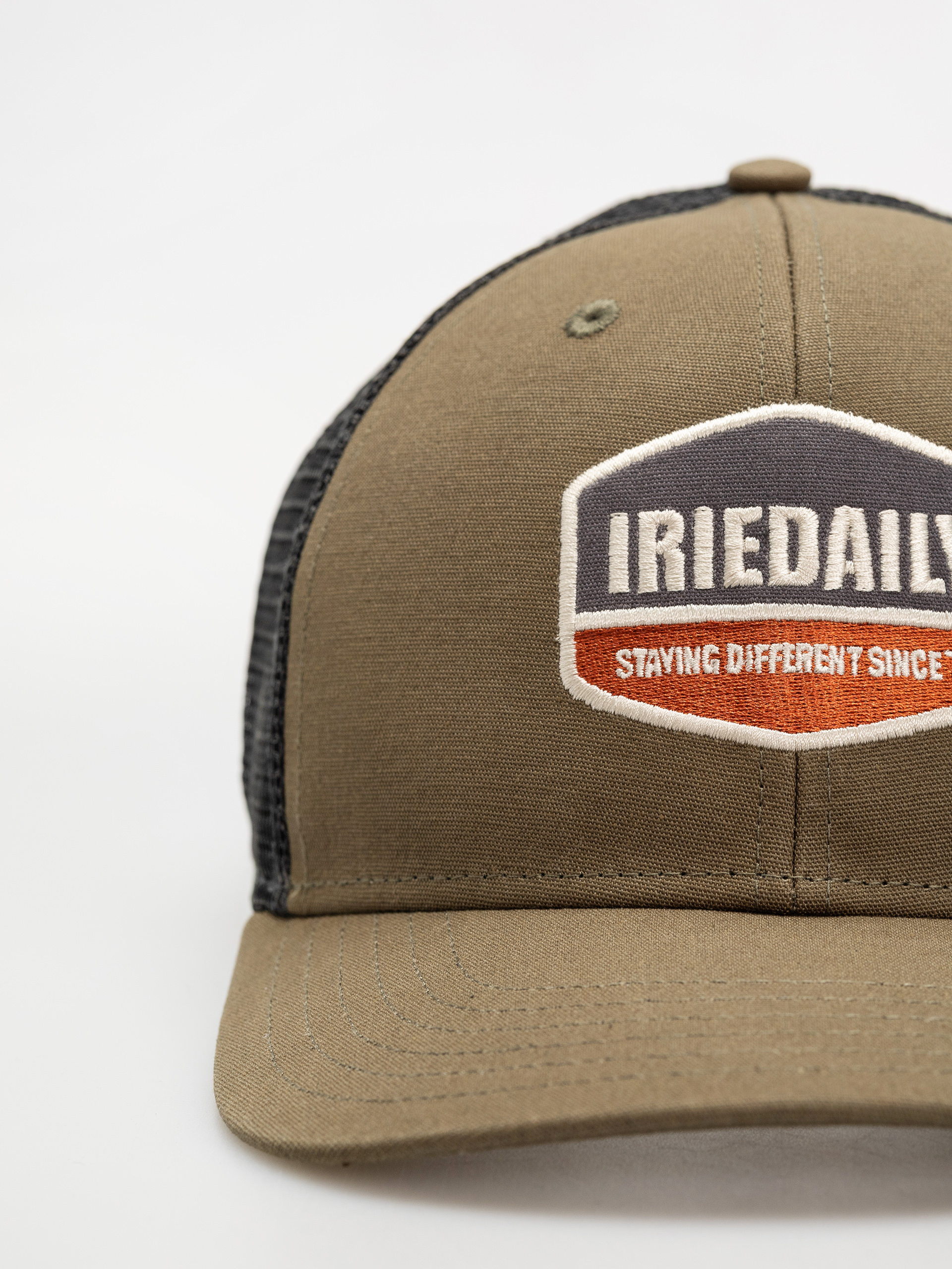 Šiltovka Iriedaily Different (olivegrey)