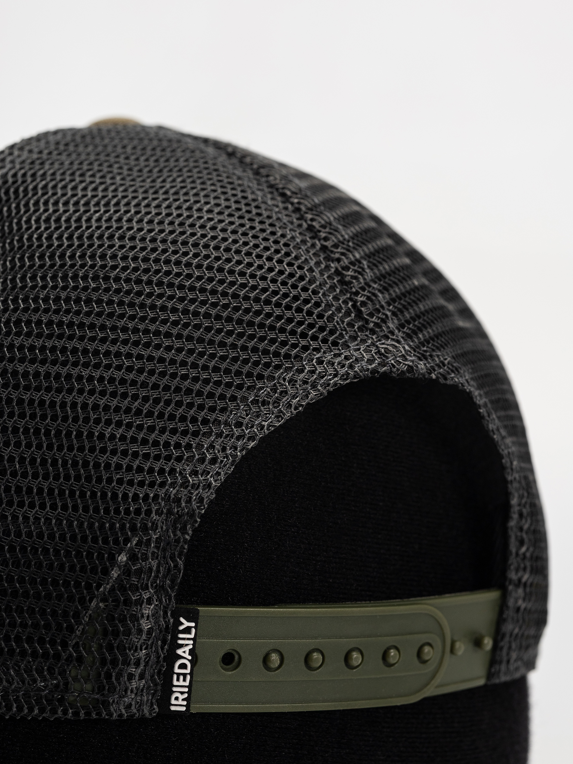 Šiltovka Iriedaily Different (olivegrey)