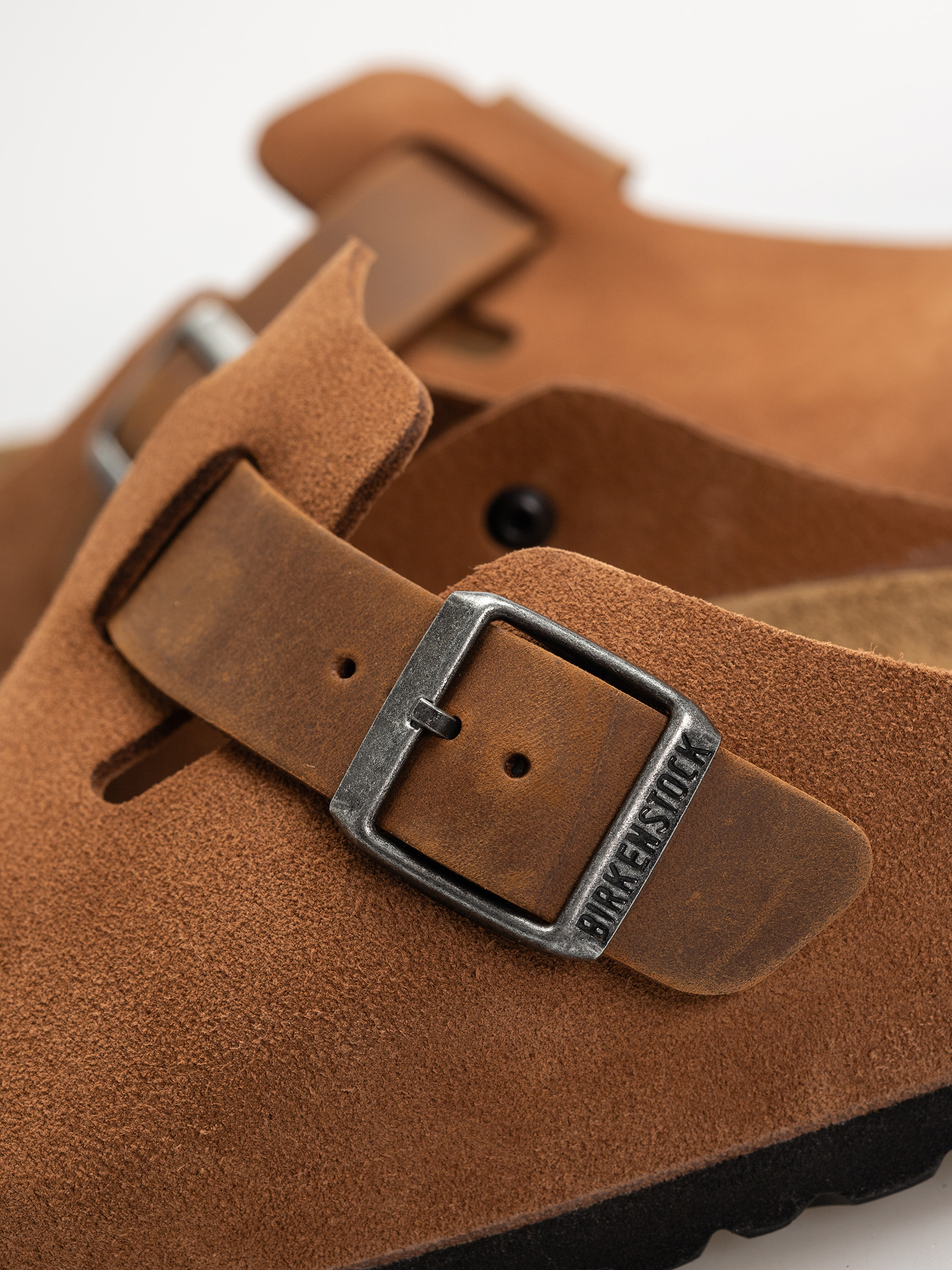 Šľapky Birkenstock Boston Suede Oiled Leather Regular (cognac)
