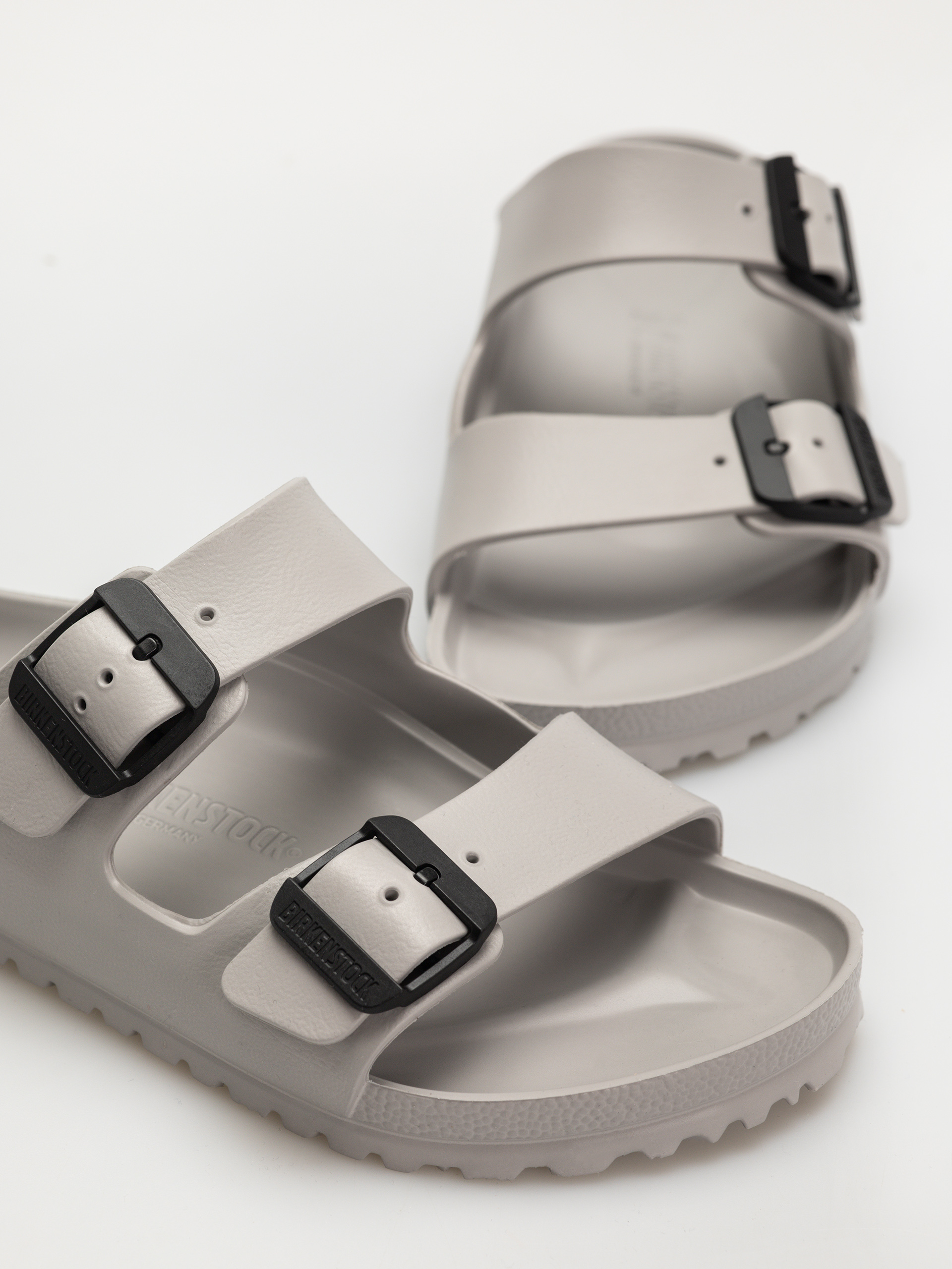 Šľapky Birkenstock Arizona Stealth Buckle EVA Regular (stone coin/black)