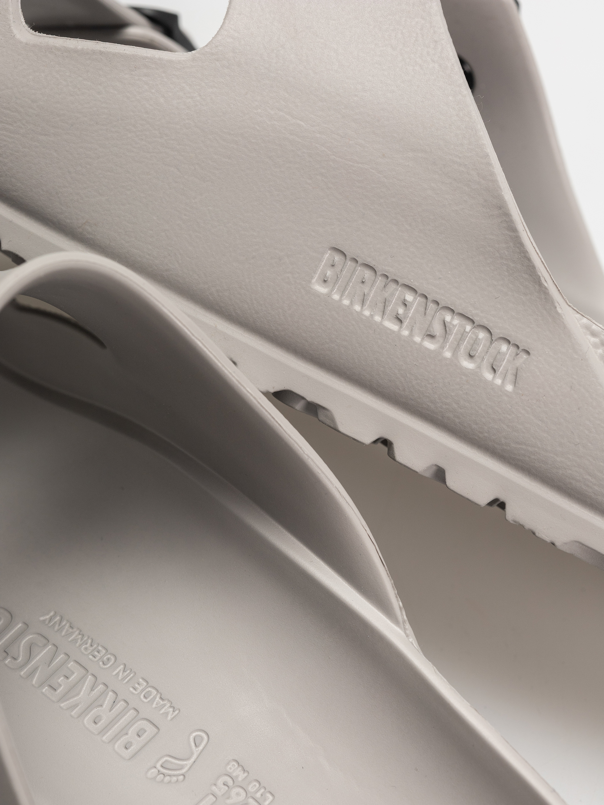 Šľapky Birkenstock Arizona Stealth Buckle EVA Regular (stone coin/black)