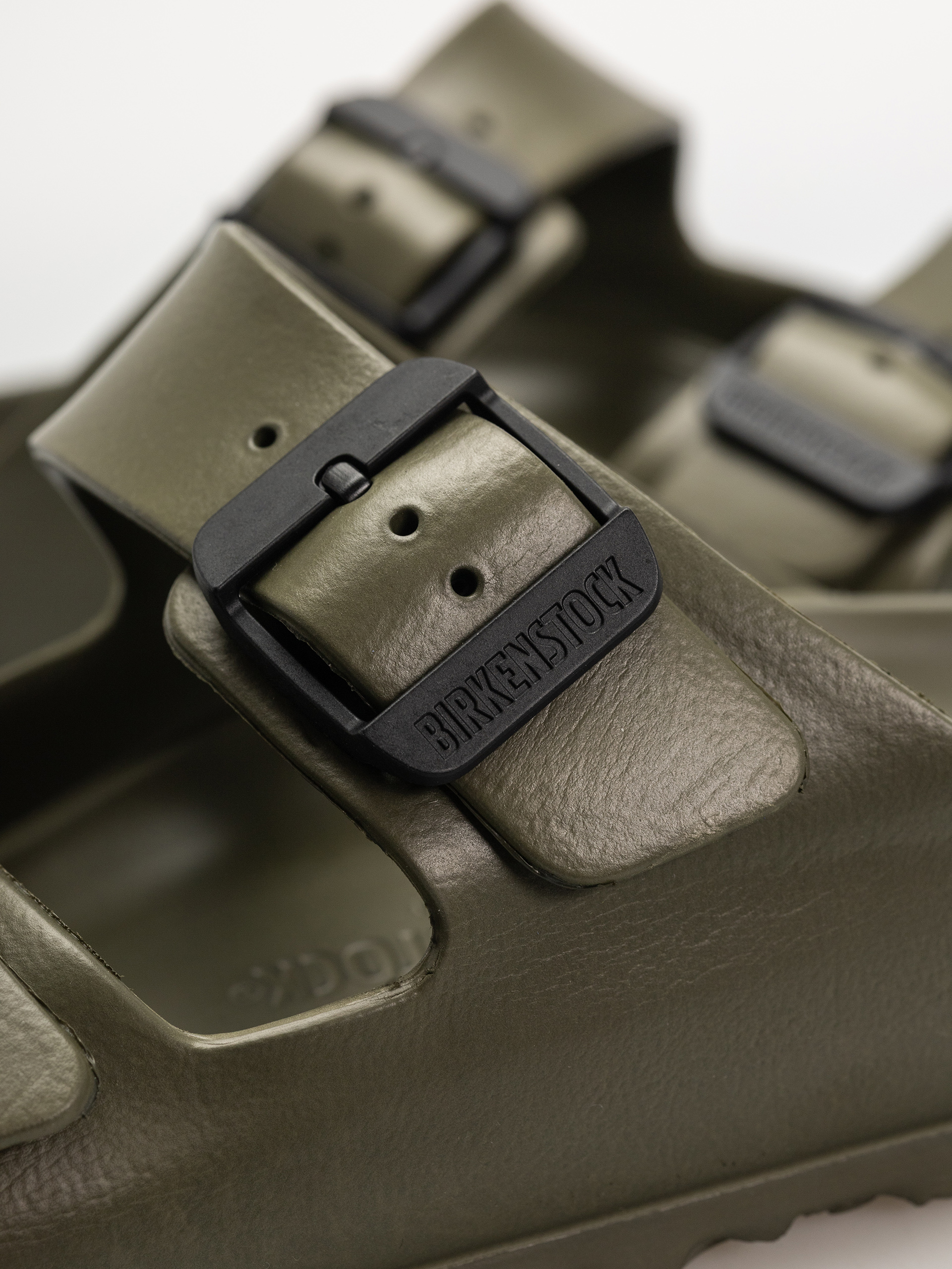 Šľapky Birkenstock Arizona Stealth Buckle EVA Regular (khaki/black)