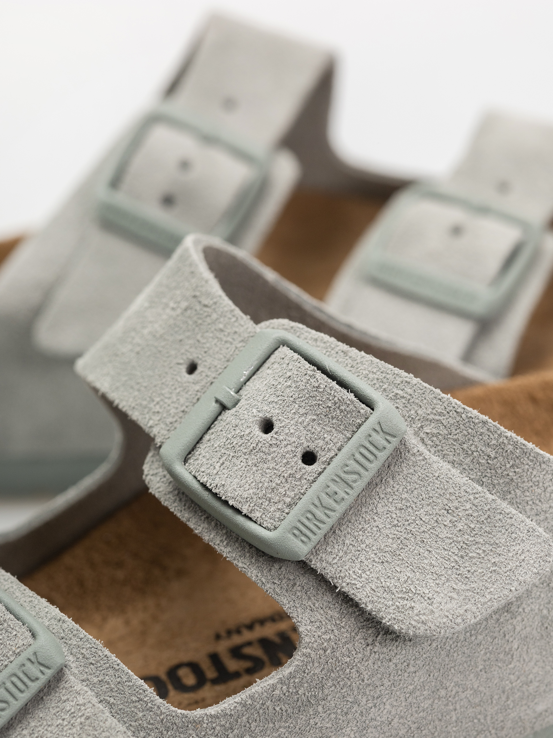 Šľapky Birkenstock Arizona Suede Leather Narrow Wmn (pure sage)