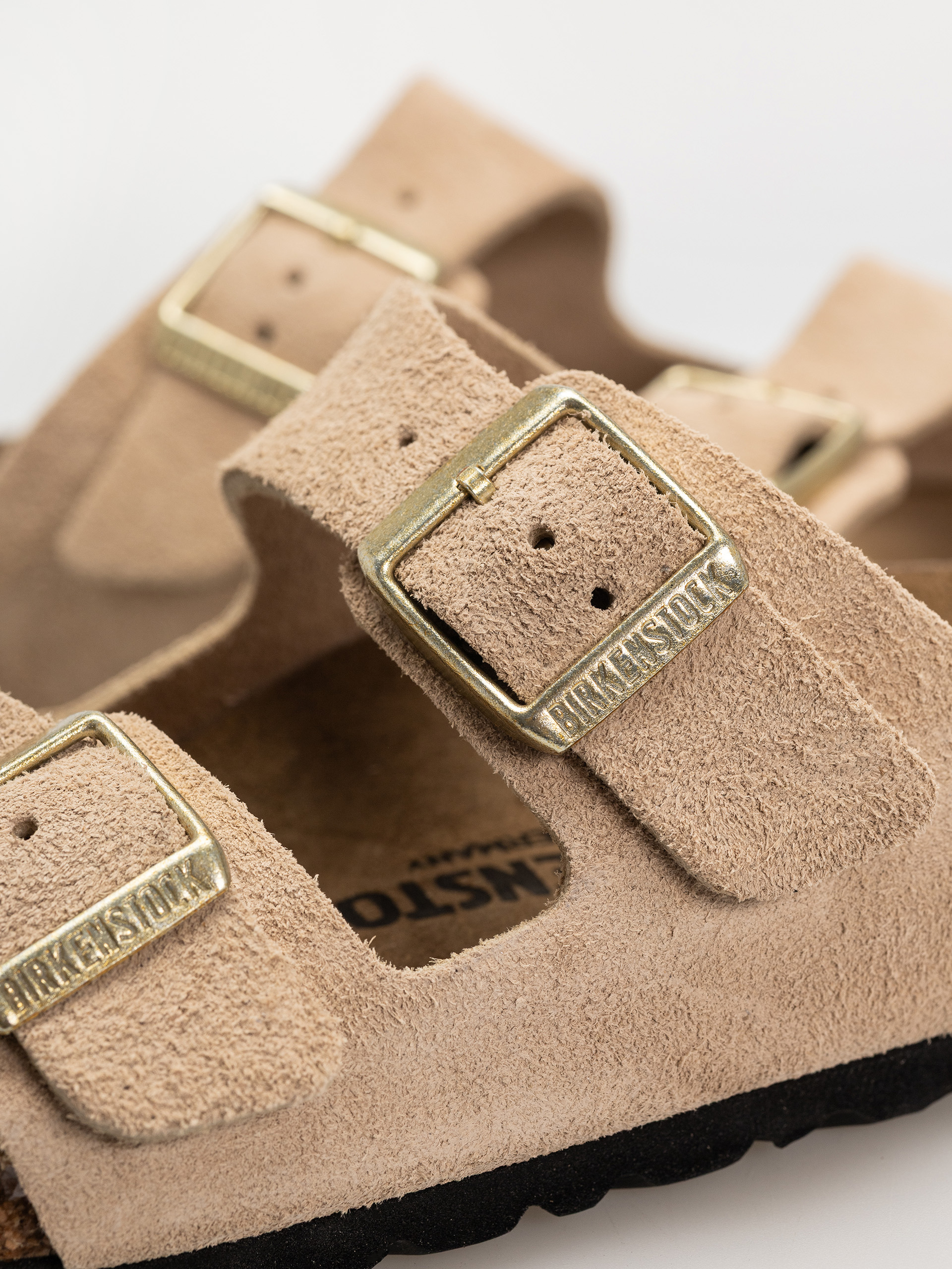Šľapky Birkenstock Arizona Suede Leather Narrow Wmn (sandcastle)
