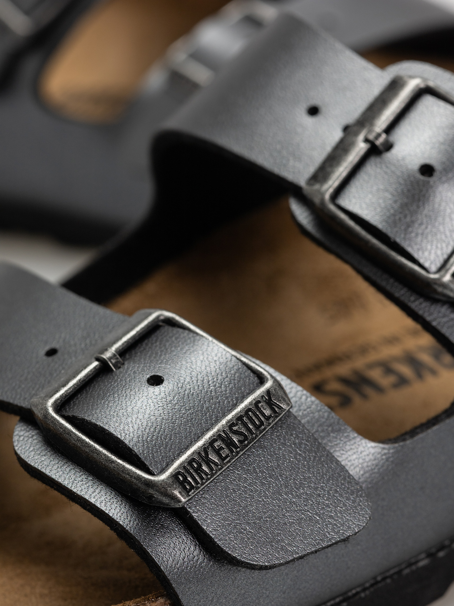 Šľapky Birkenstock Arizona Birko Flor Metallic Narrow Wmn (metallic black)