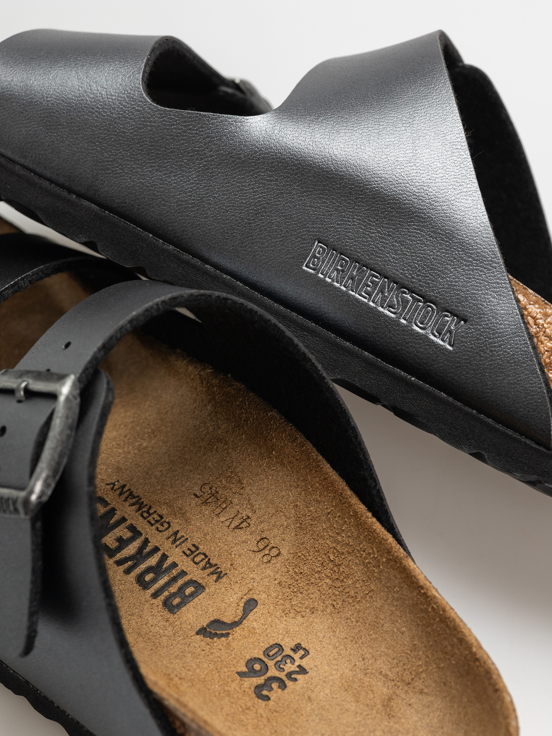 Šľapky Birkenstock Arizona Birko Flor Metallic Narrow Wmn (metallic black)