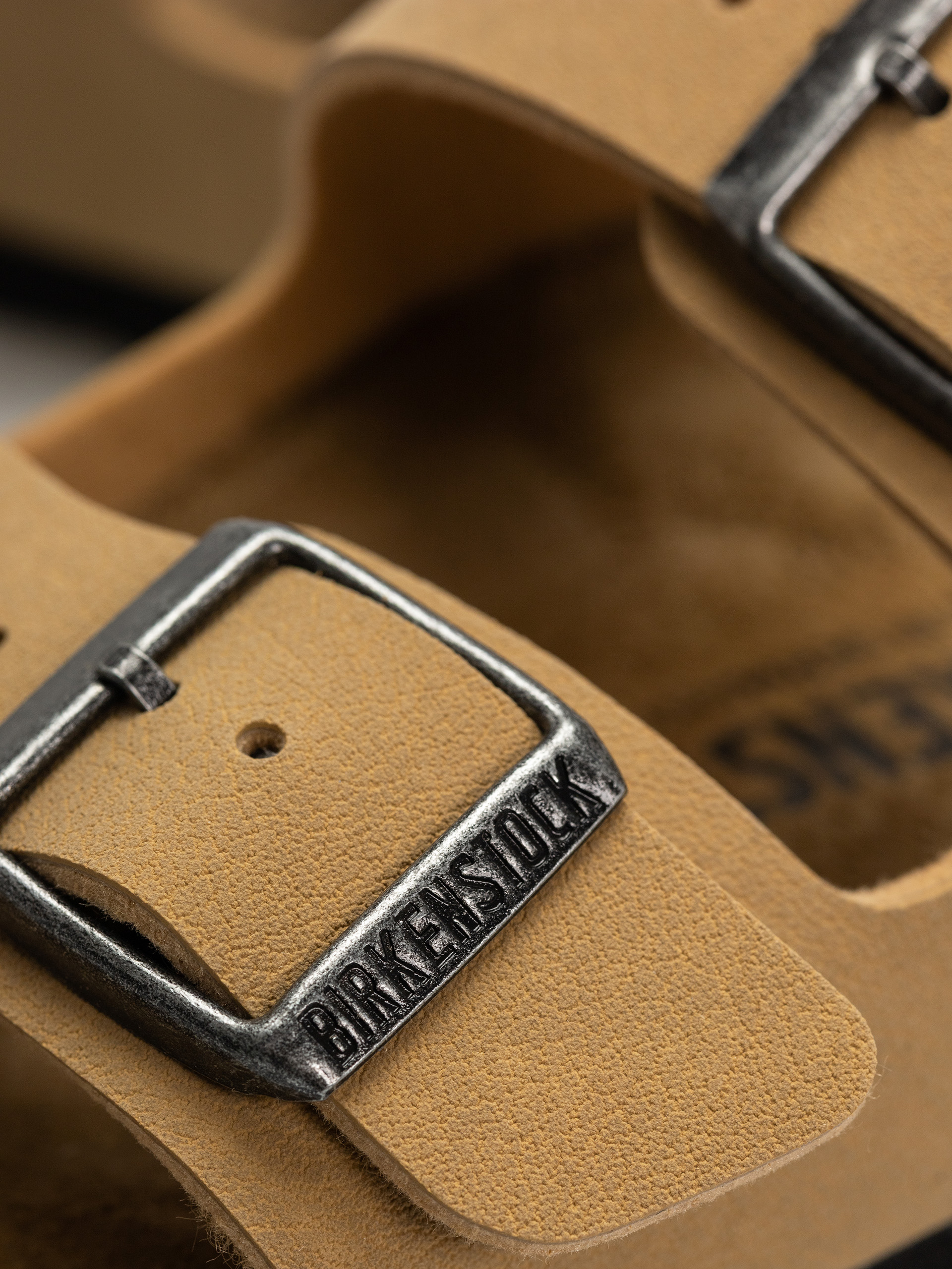 Šľapky Birkenstock Arizona Birkibuc Narrow Wmn (latte cream)