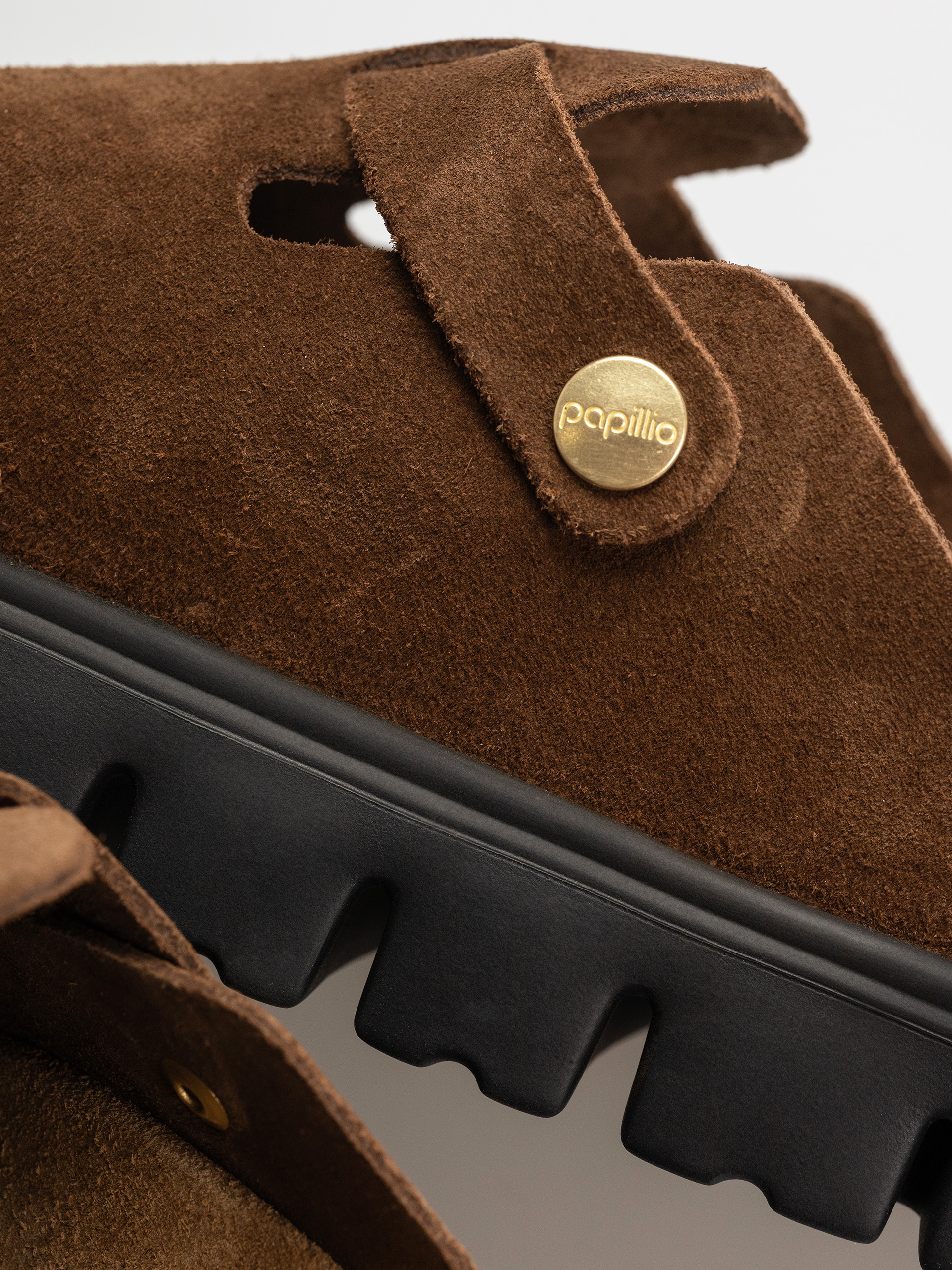 Šľapky Birkenstock Boston Chunky Suede Narrow Wmn (dark tea/black)