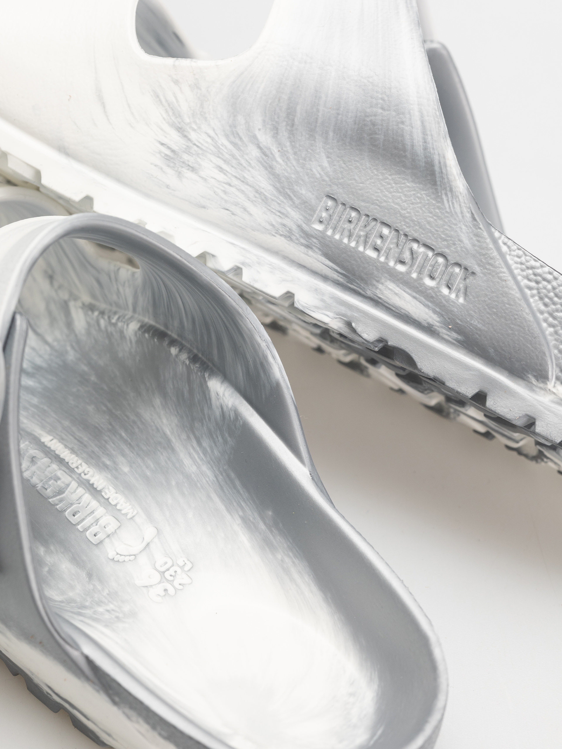 Šľapky Birkenstock Arizona EVA Narrow Wmn (metallic silver multi)
