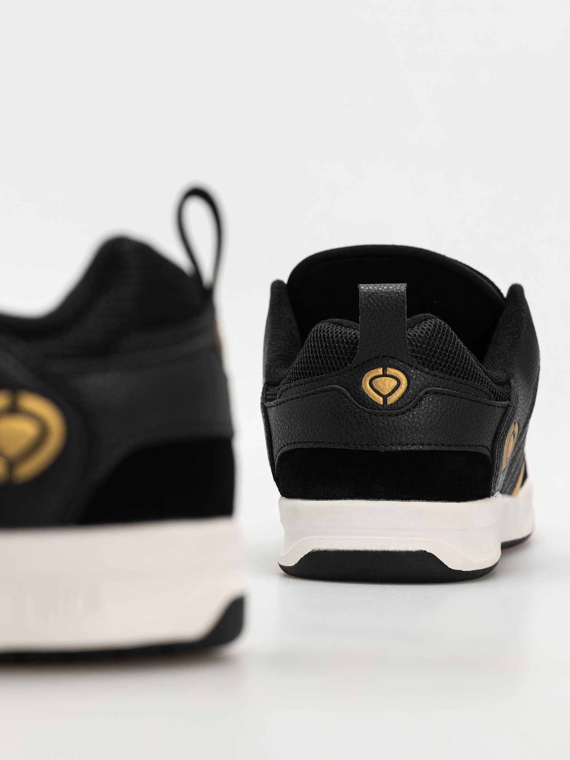 Topánky Circa CX201R (black/gold)