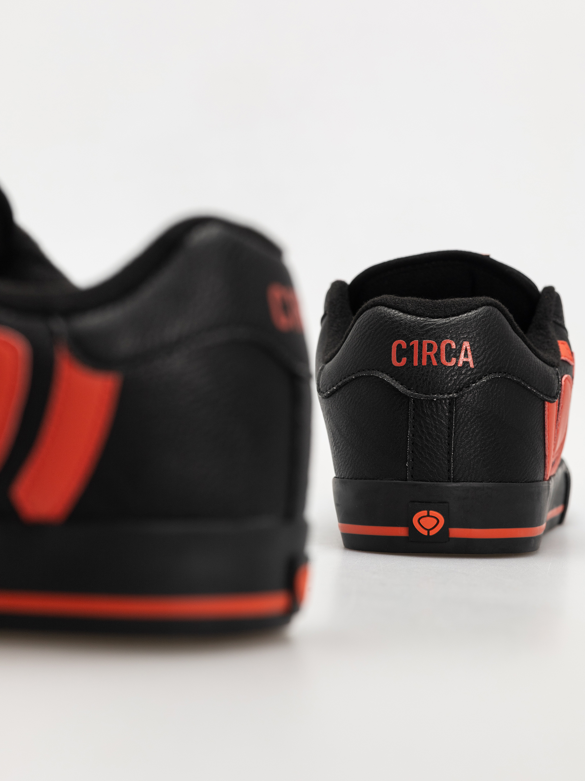 Topánky Circa 211 Vulc (black/rubicondo)