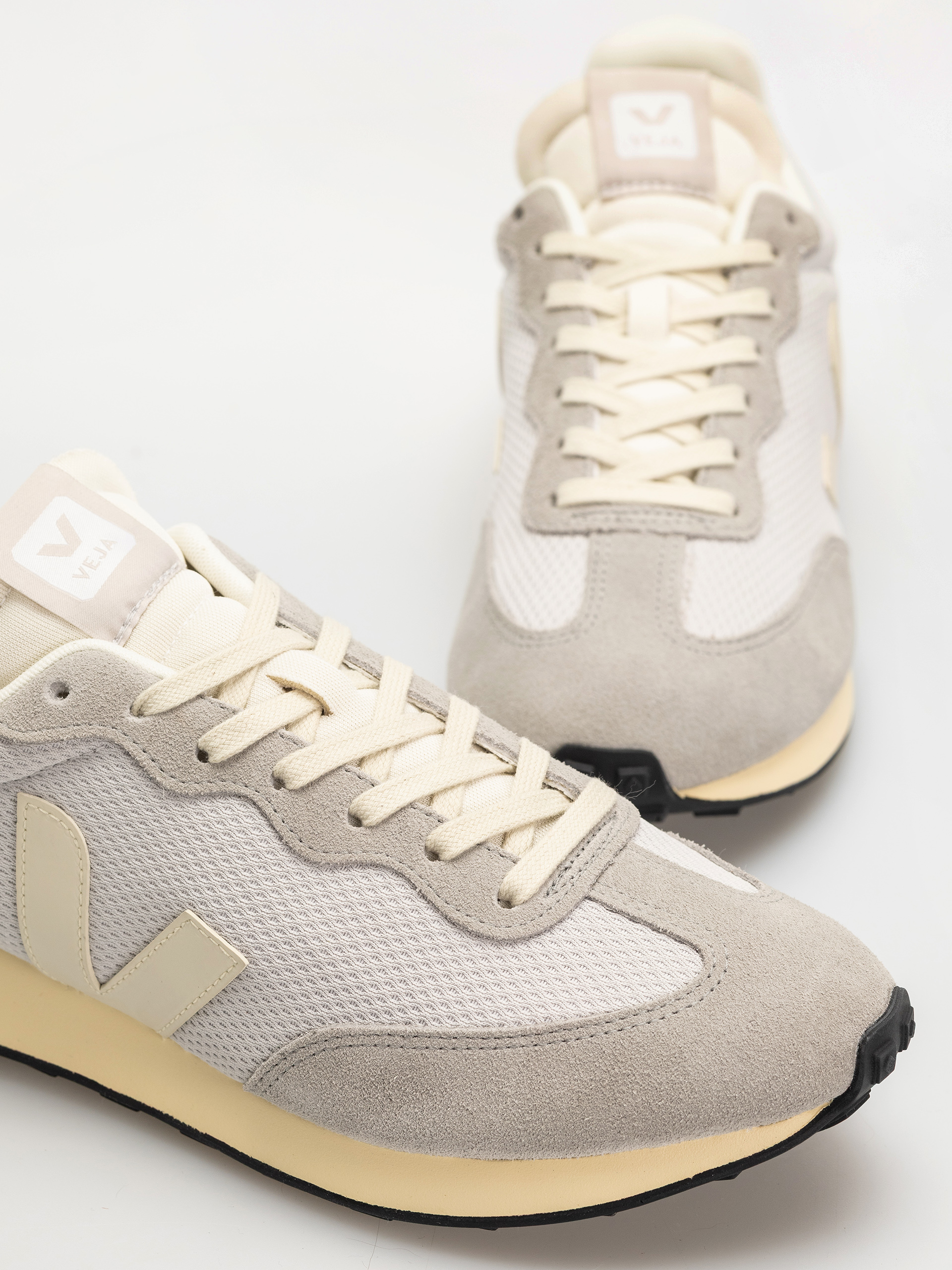 Topánky Veja Rio Branco Ii (light grey pierre marsala)