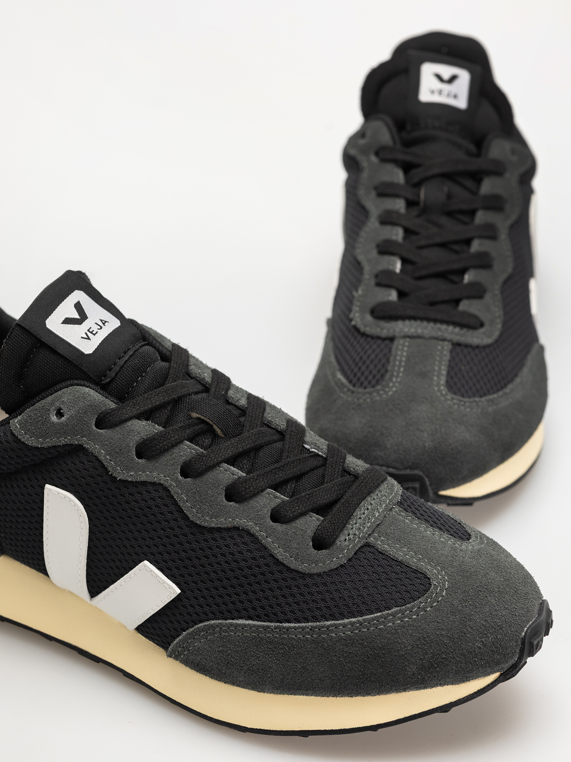 Topánky Veja Rio Branco Ii (black white)