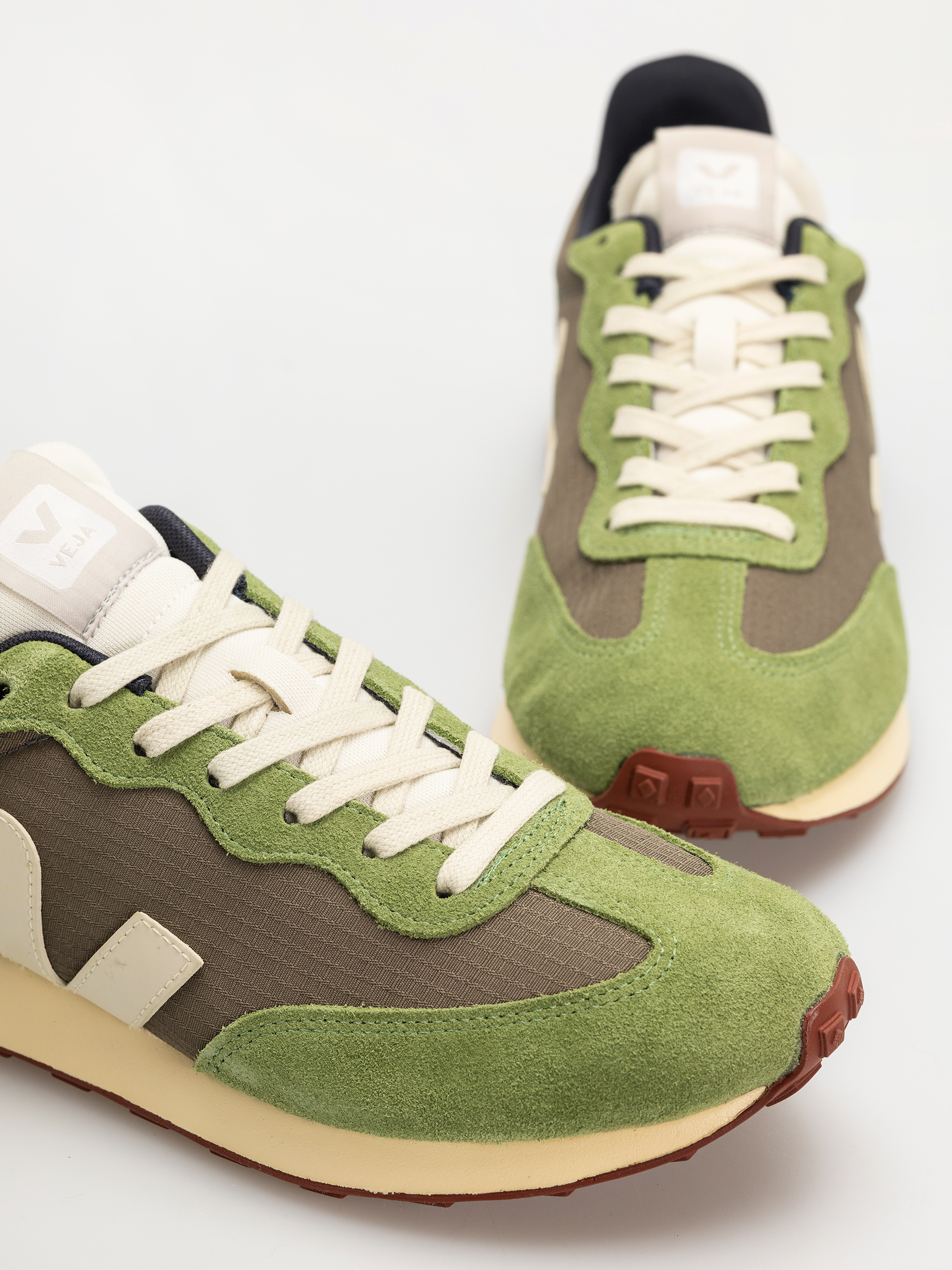 Topánky Veja Rio Branco Ii (kaki pierre)