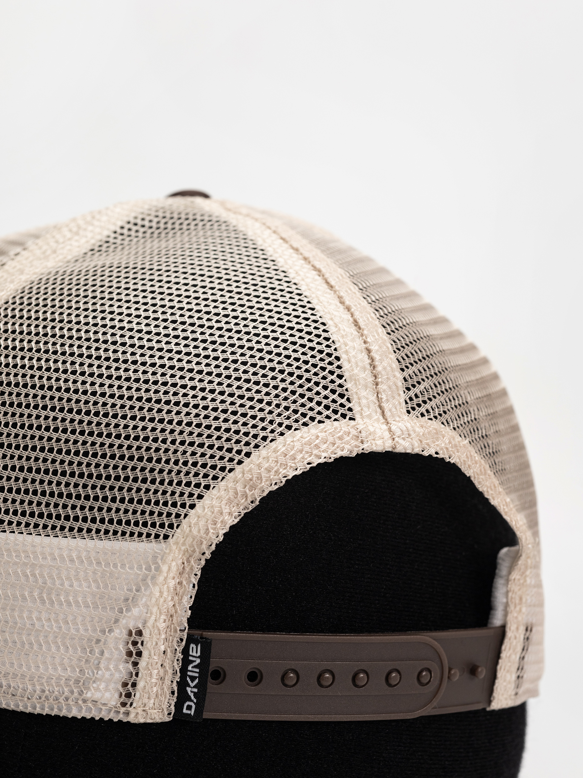 Šiltovka Dakine Vacation Trucker (coconuts)