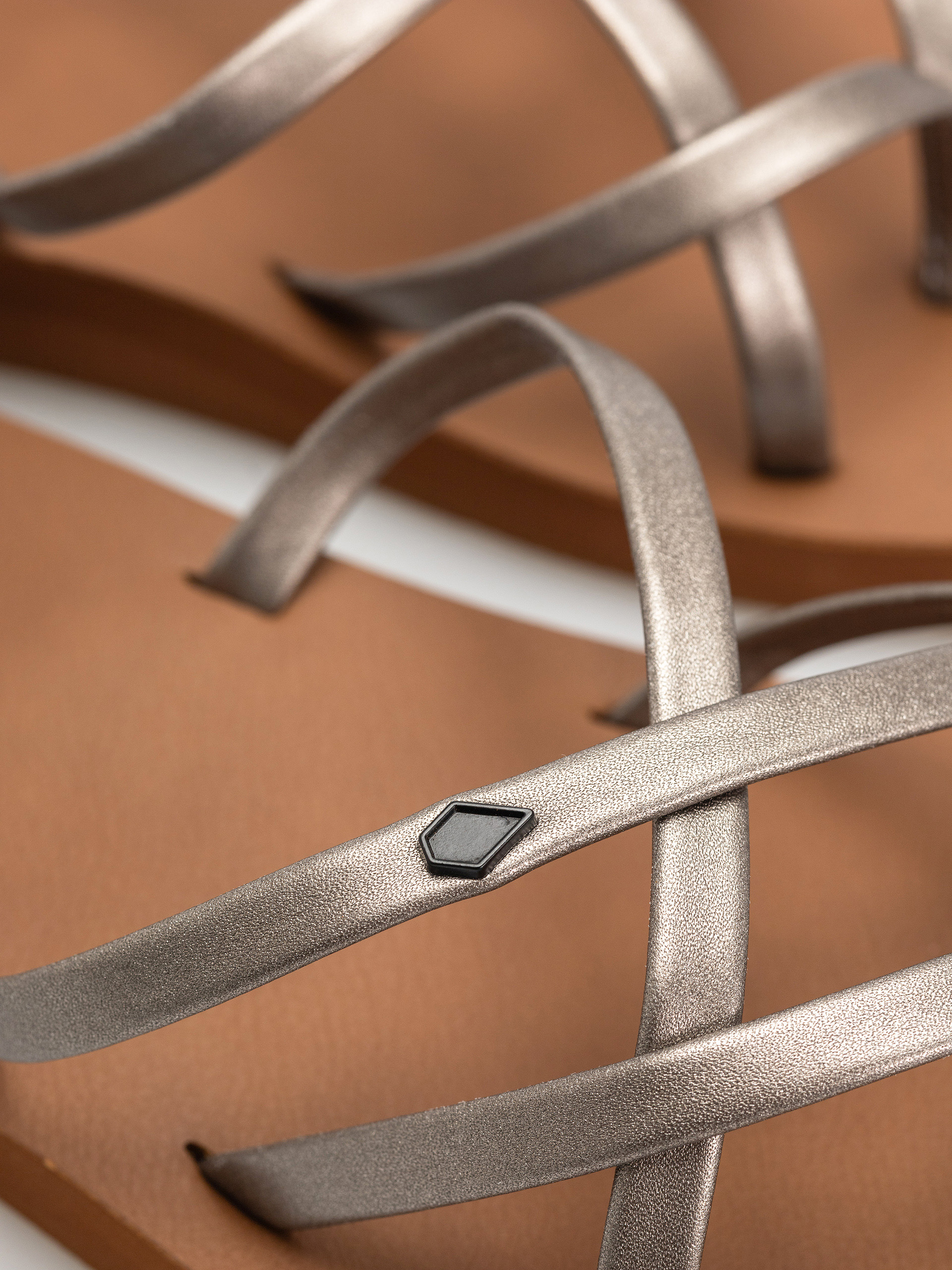 Plážovky Volcom New School II Wmn (old gold)