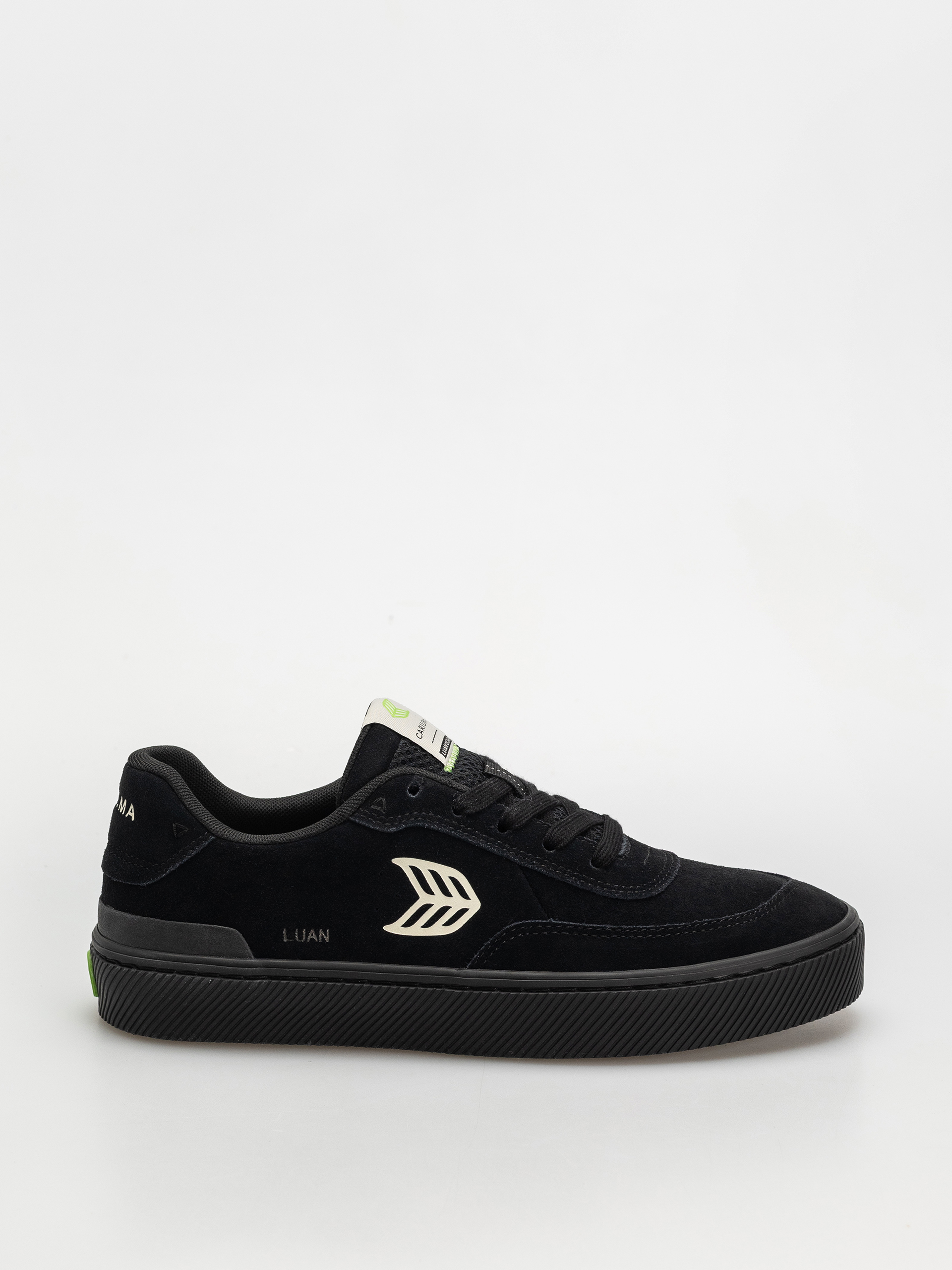 Topu00e1nky Cariuma Luan Pro (all black suede ivory logo)