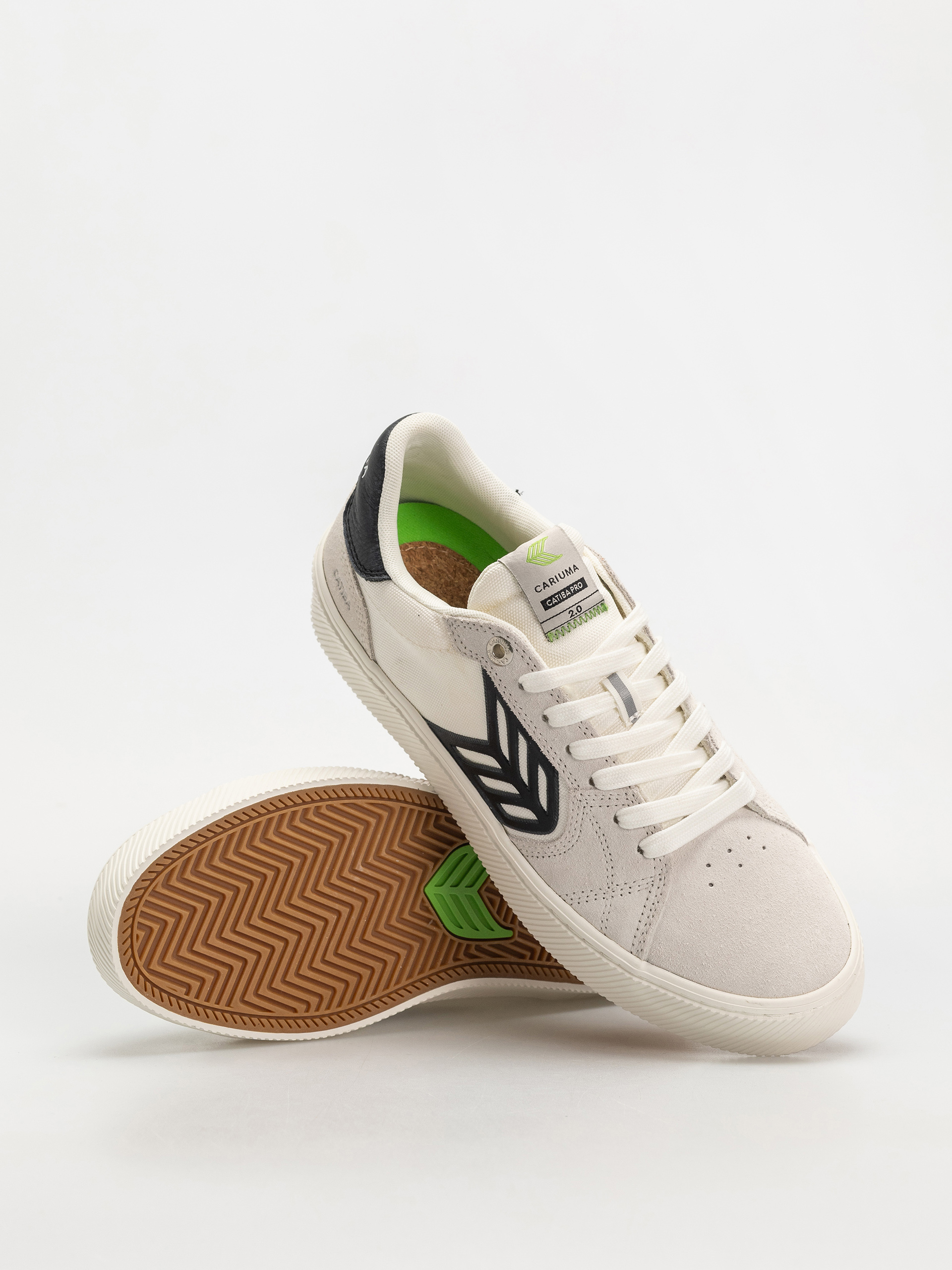 Topánky Cariuma Catiba Pro 2.0 (smoke white suede off white cordura black logo)