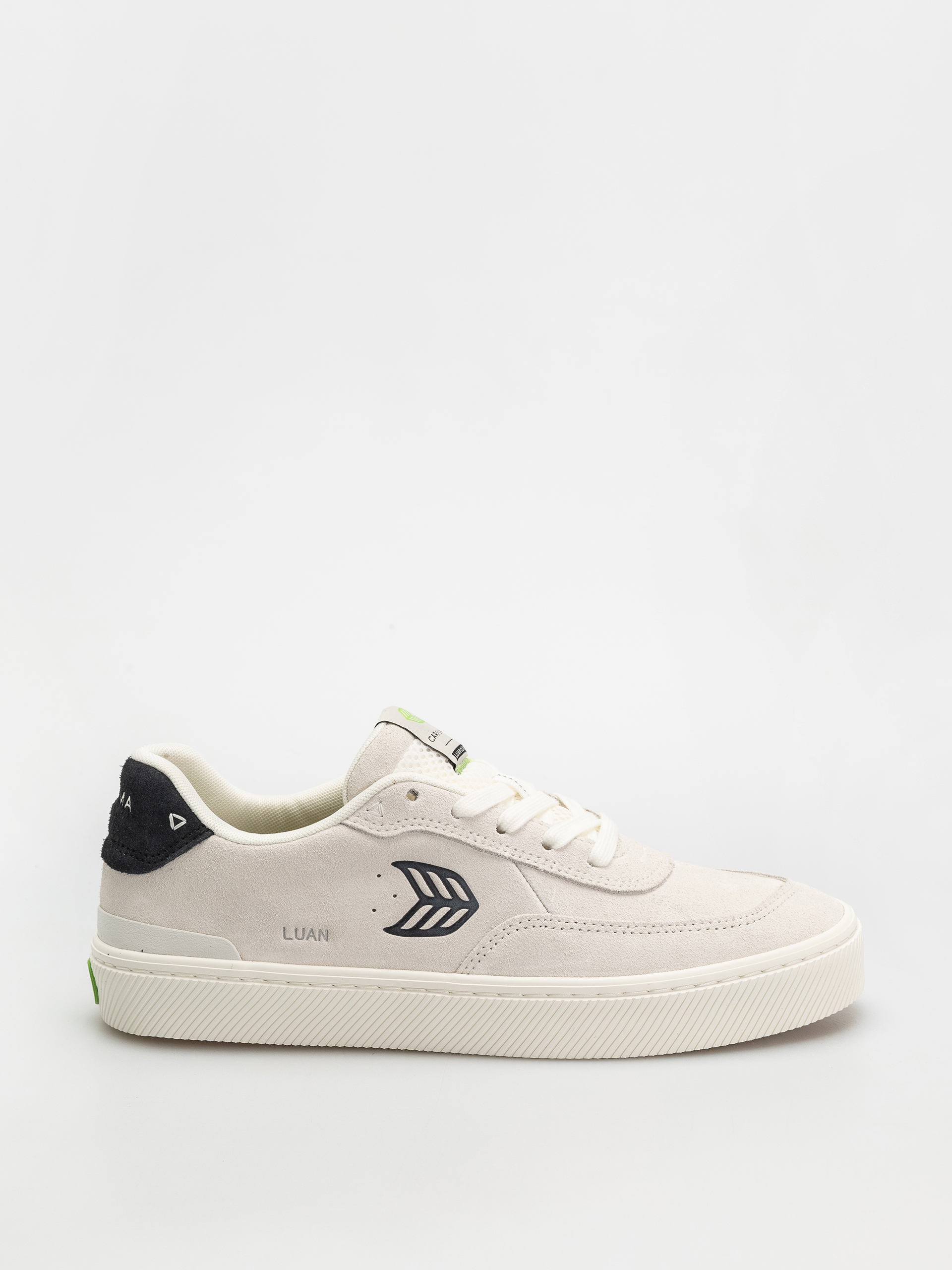Topu00e1nky Cariuma Luan Pro (smoke white suede black logo)