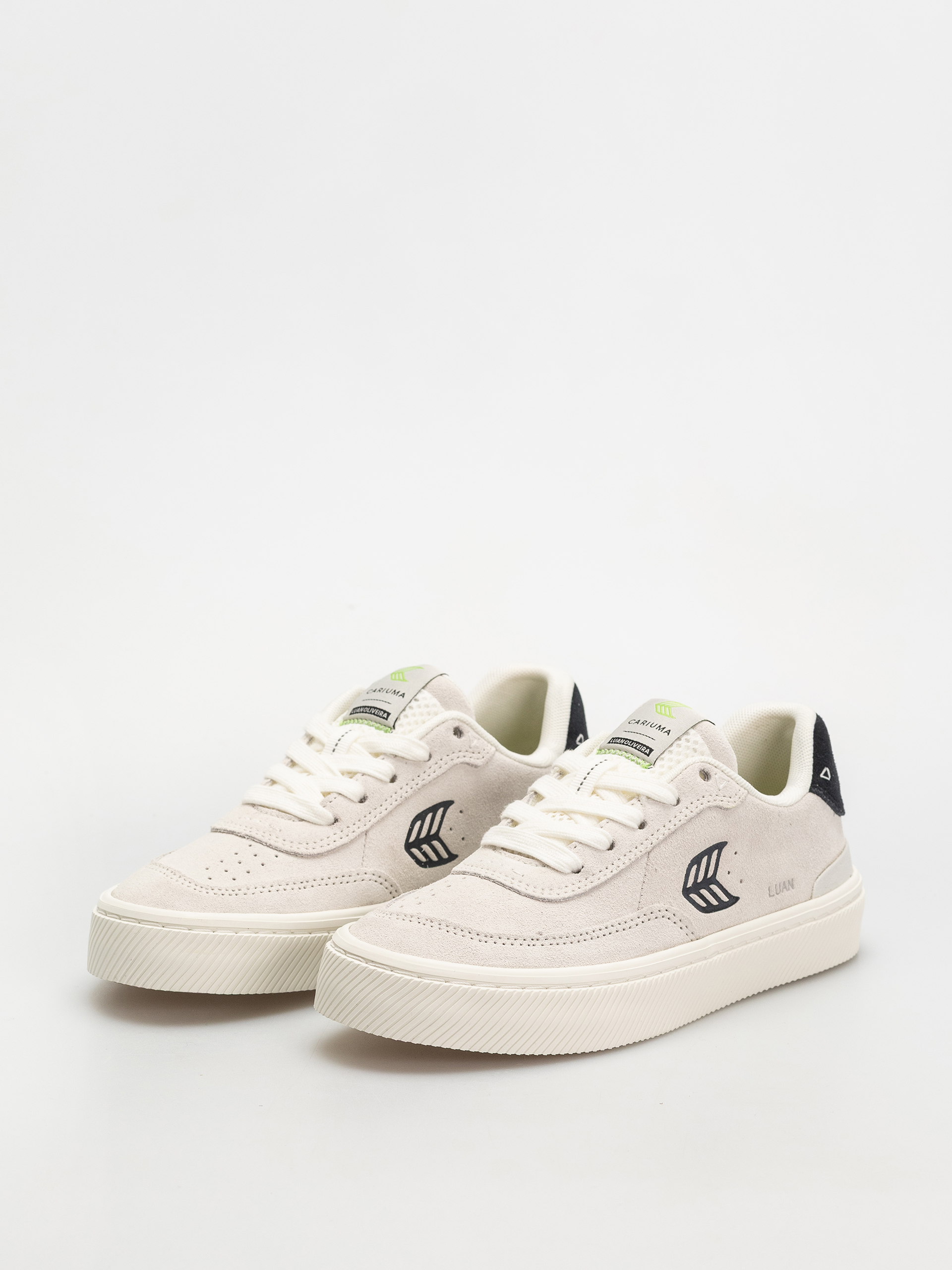 Topánky Cariuma Luan Pro Wmn (smoke white suede black logo)