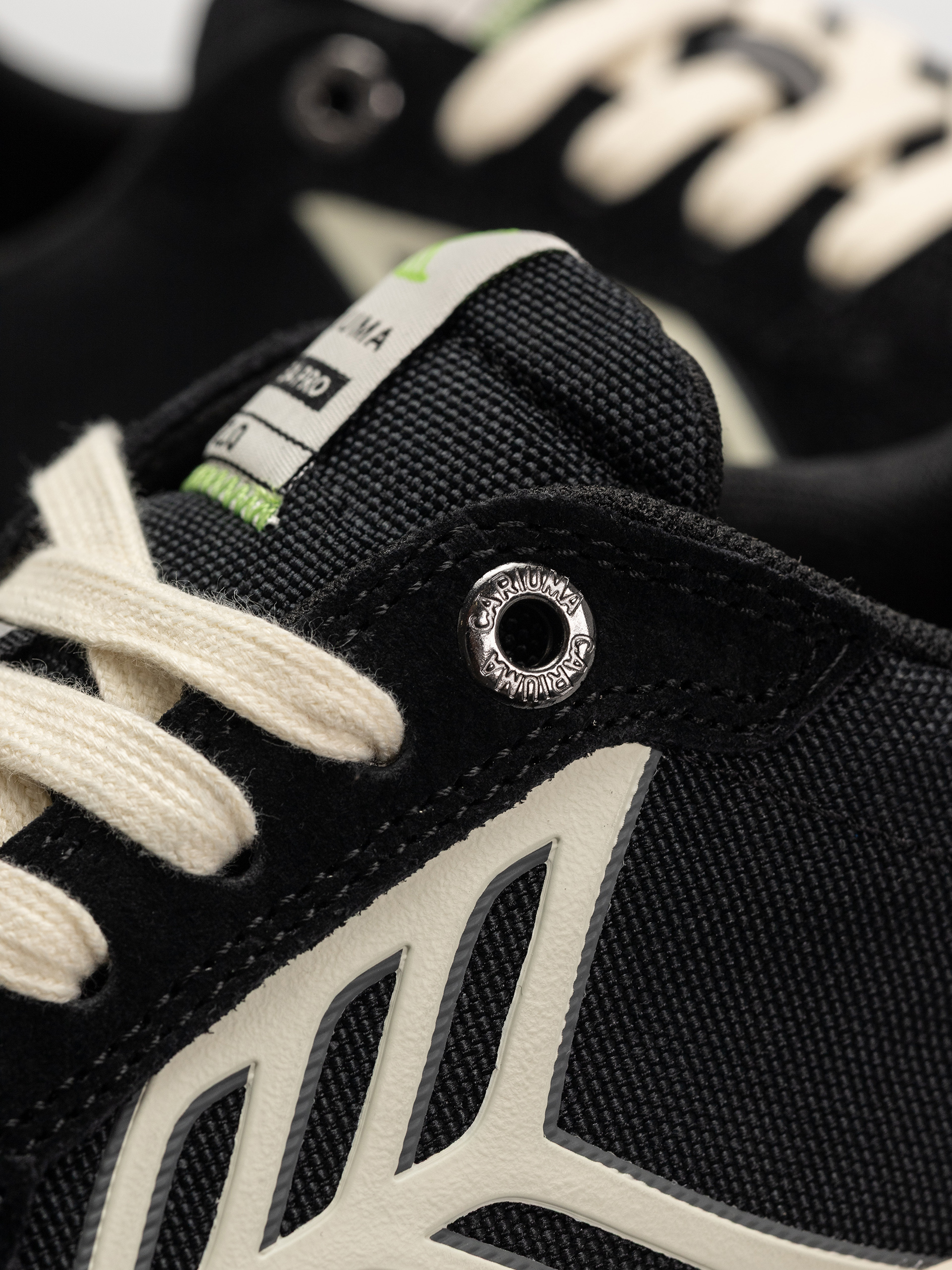 Topánky Cariuma Catiba Pro 2.0 (black suede and cordura ivory logo)