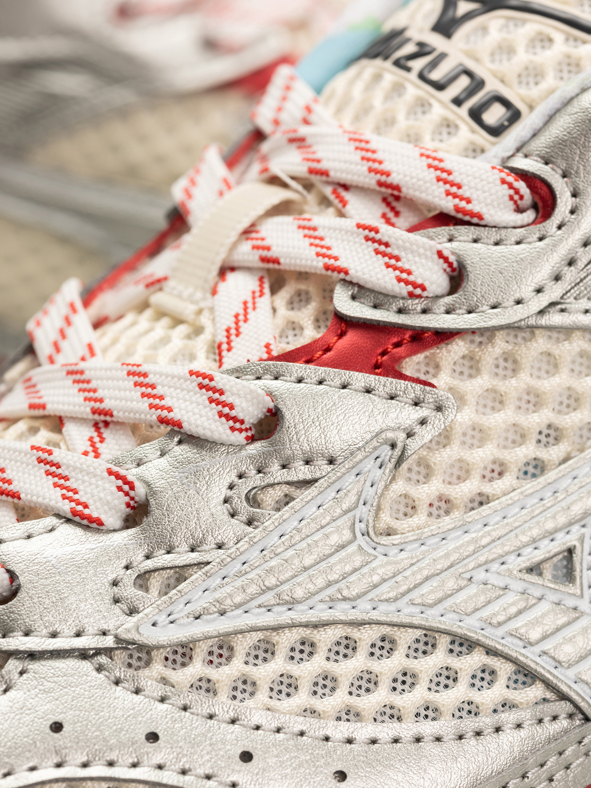 Topánky Mizuno MXR (pristine/high risk red/blue pace)