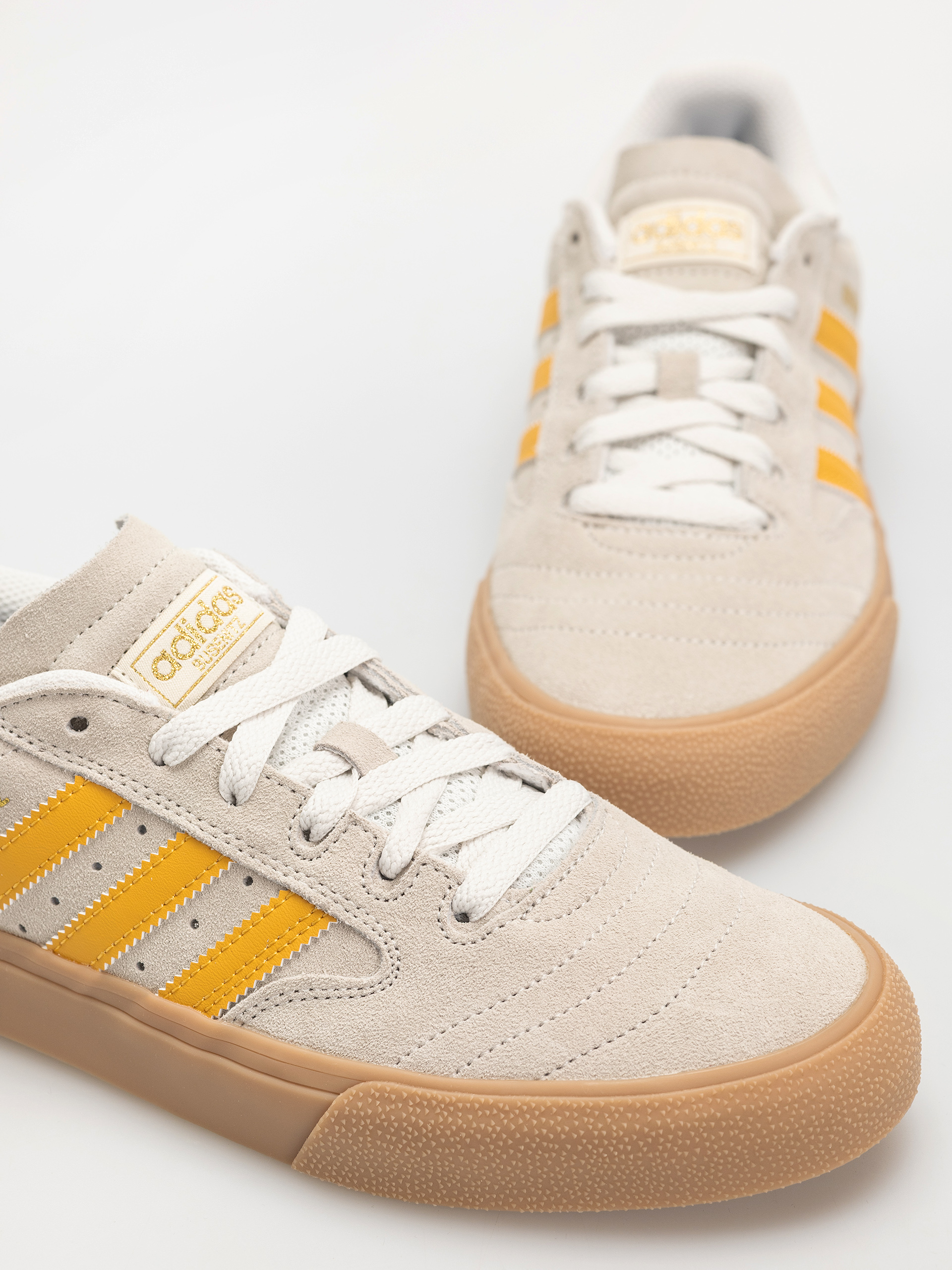 Topánky adidas Busenitz Vulc II (crywht/preyel/goldmt)