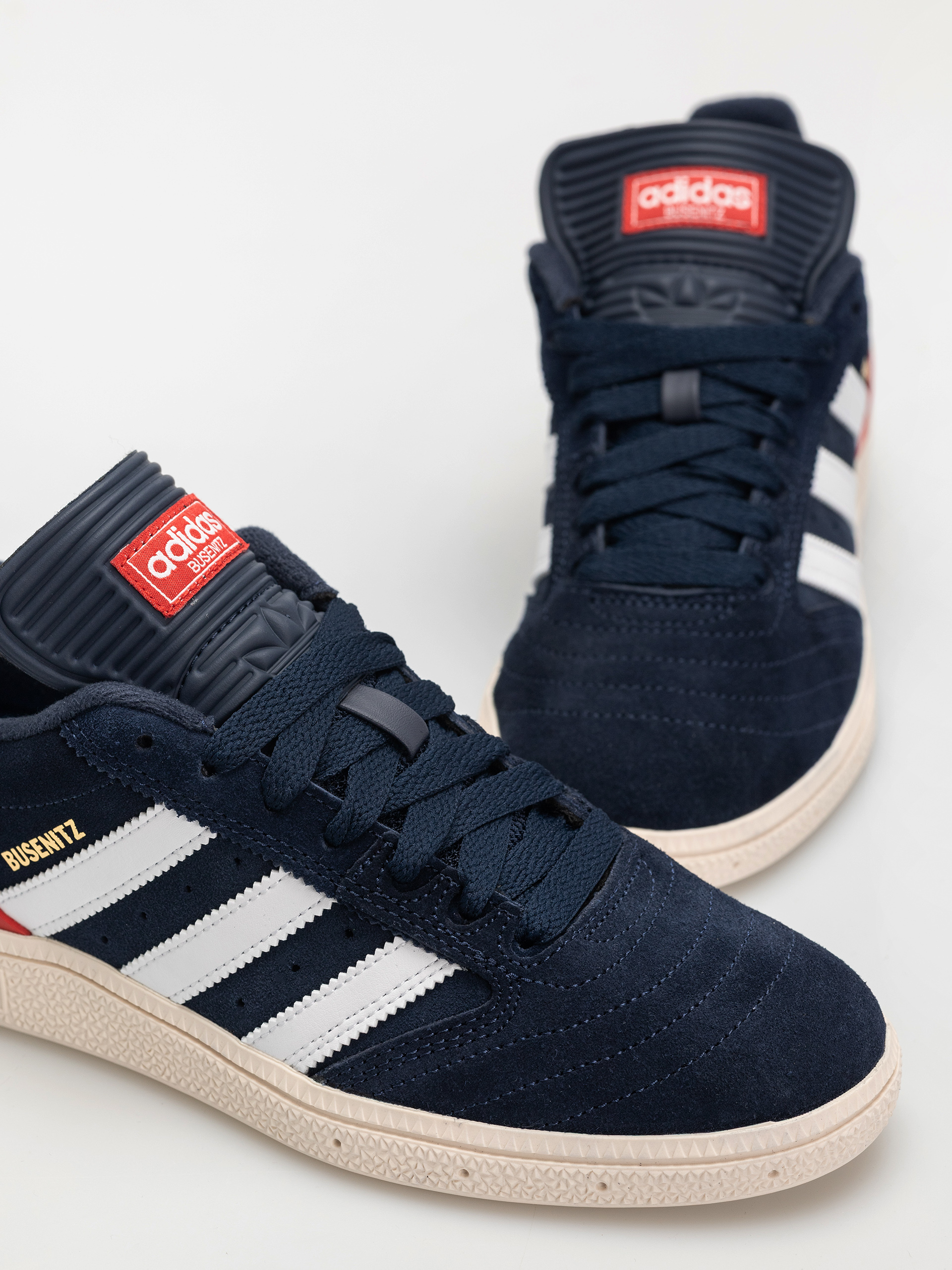 Topánky adidas Busenitz (conavy/ftwwht/betsca)