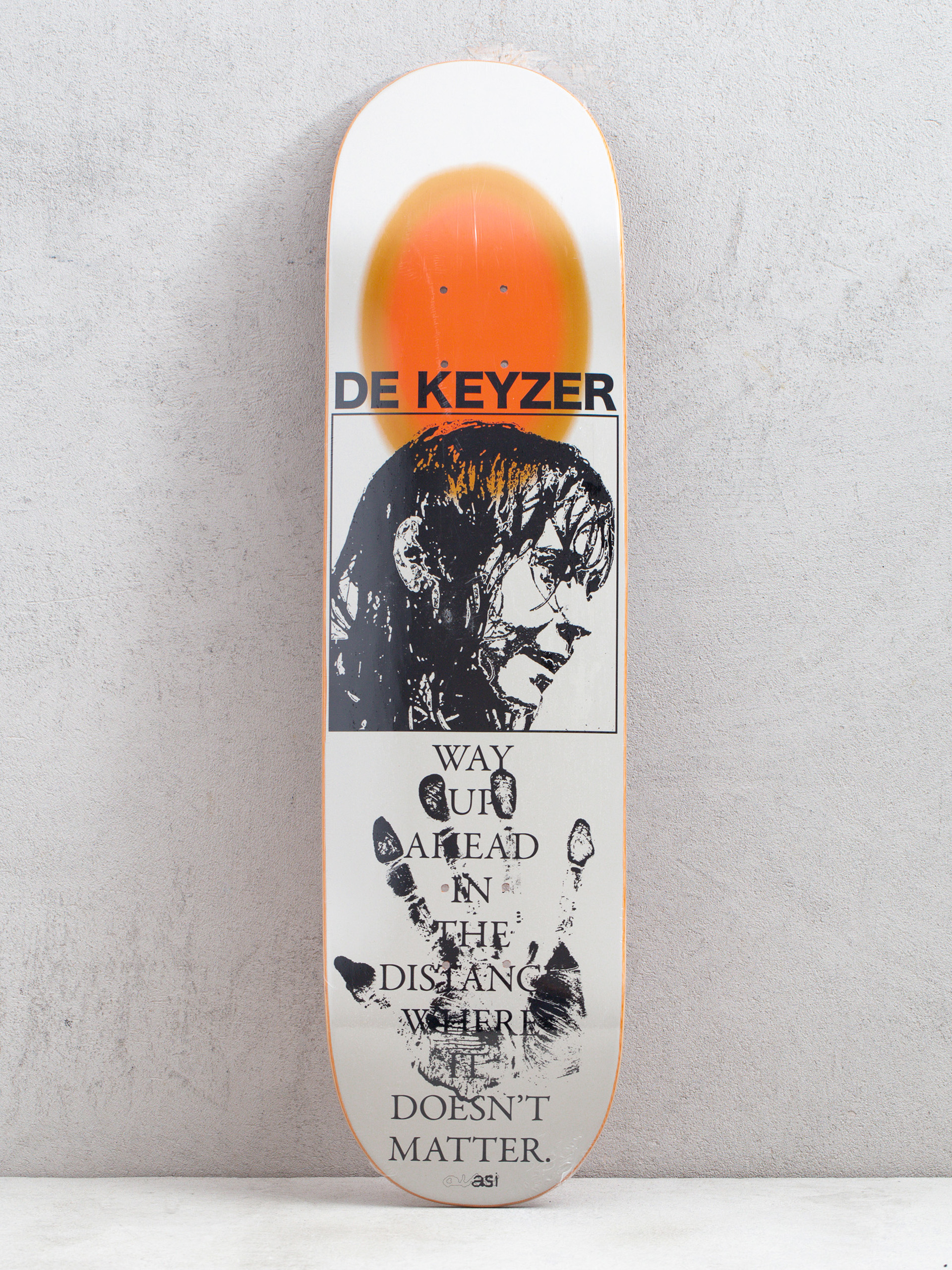 Doska Quasi Skateboards De Keyzer Distance (beige/orange)