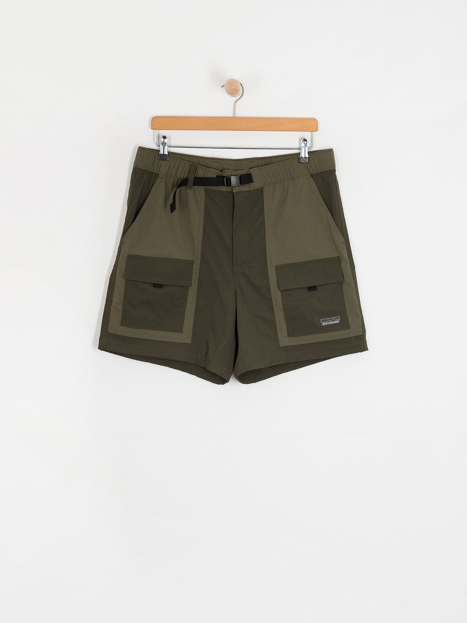Kraťasy Patagonia Outdoor Everyday 6in (pine needle green)