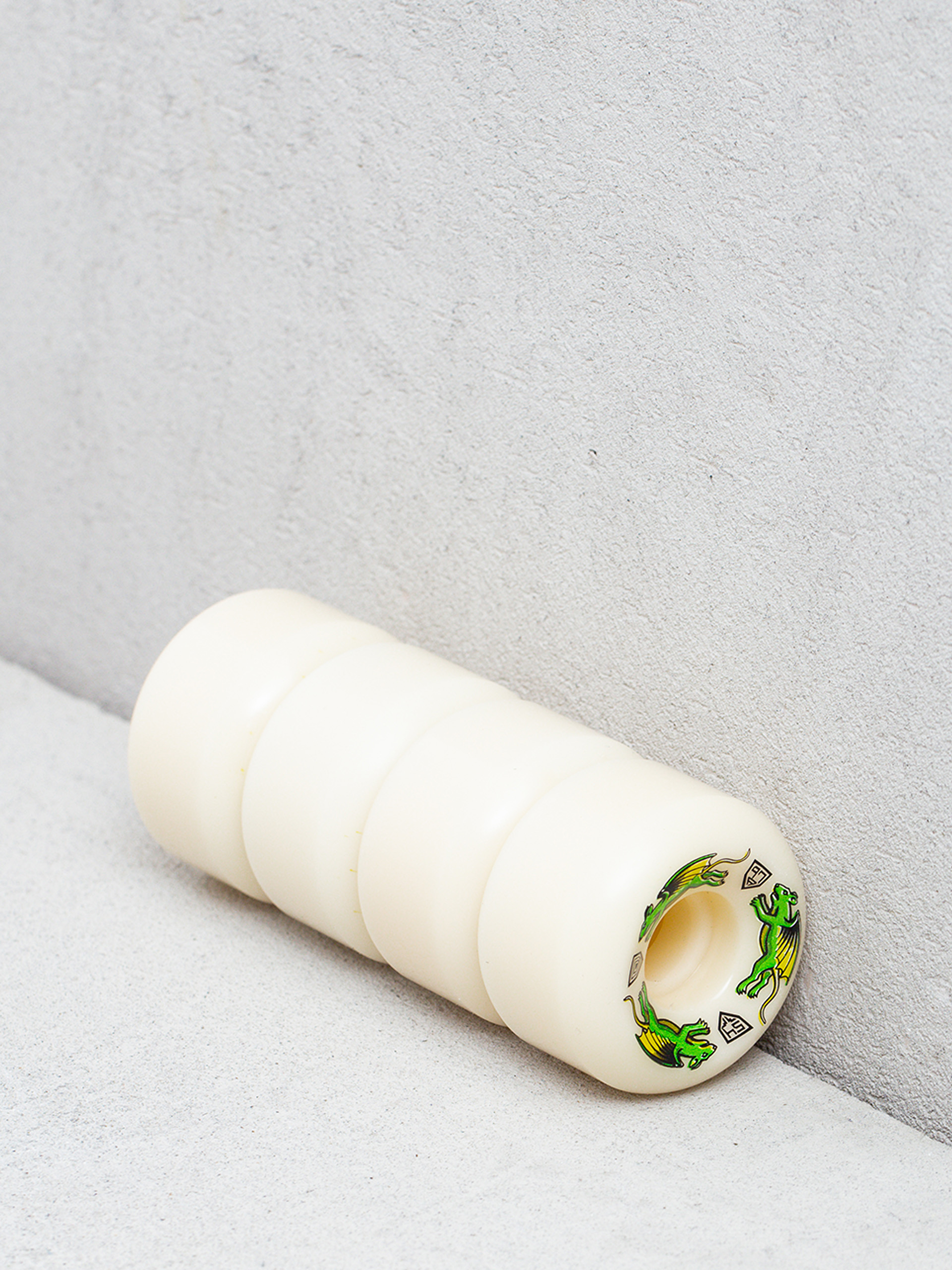 Kolieska Powell Peralta WL PP Dragon Formula Nano Rat V6 97A (off white)