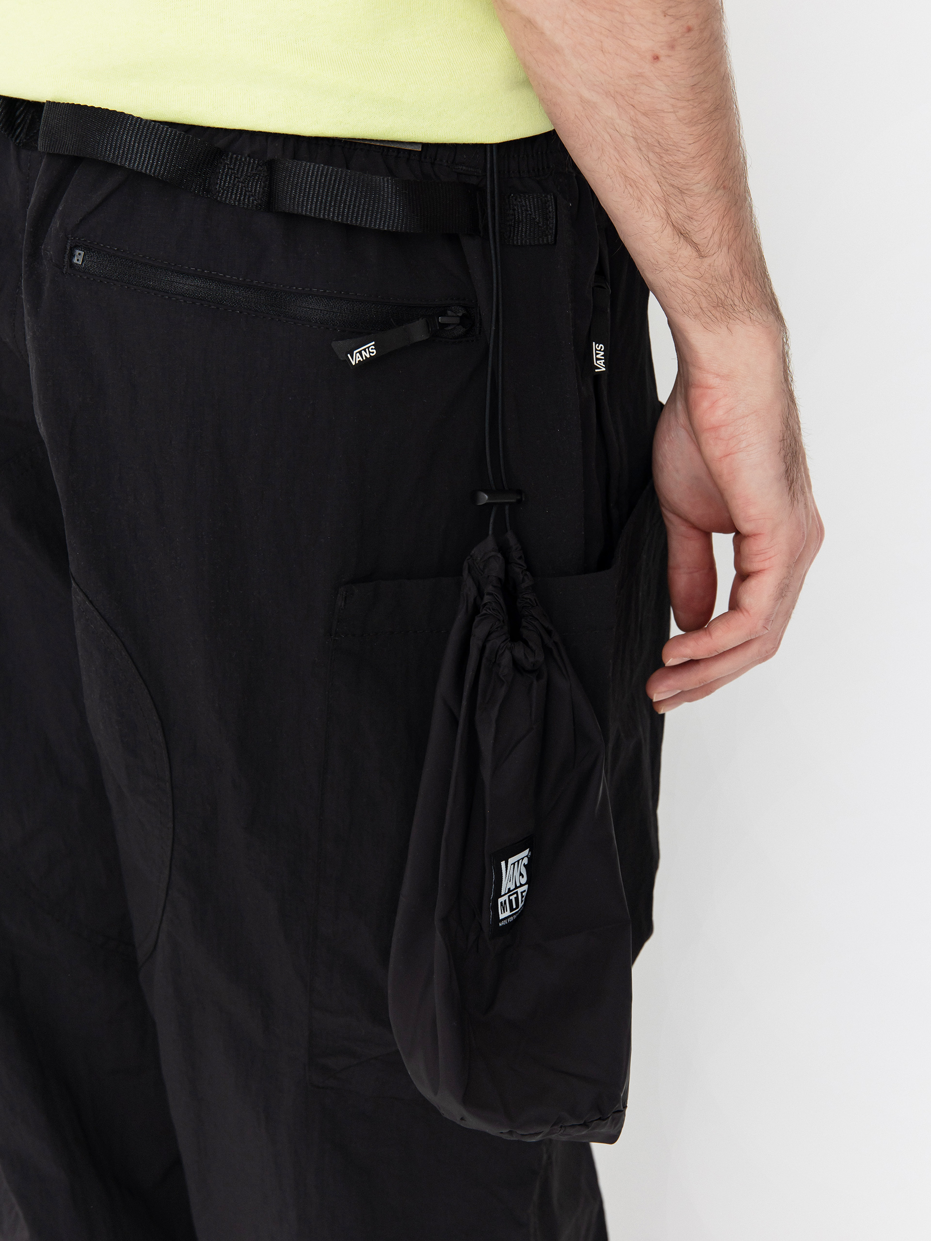 Nohavice Vans Mte Trek Guide (black)