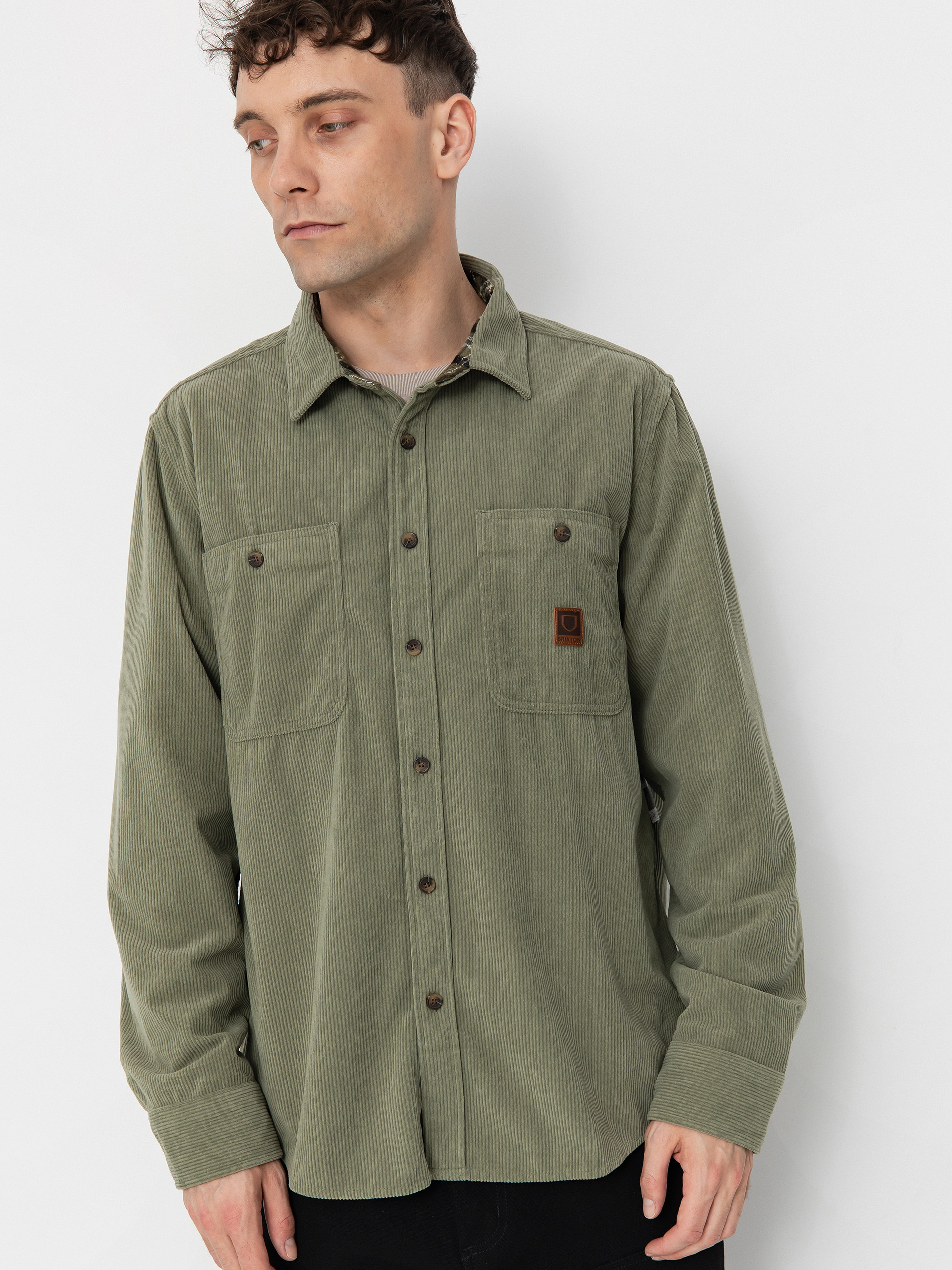 Košeľa Brixton The Field Corduroy Overshirt (military olive)