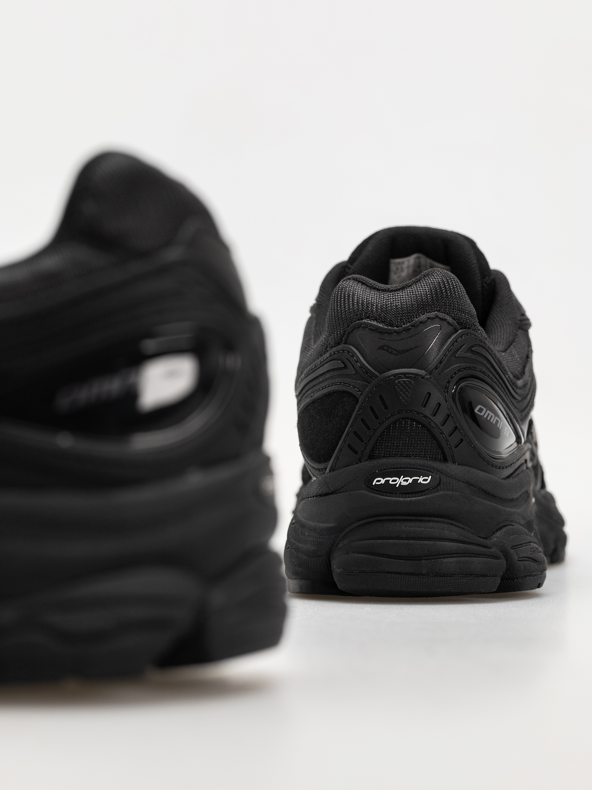 Topánky Saucony Progrid Omni 9 (black)