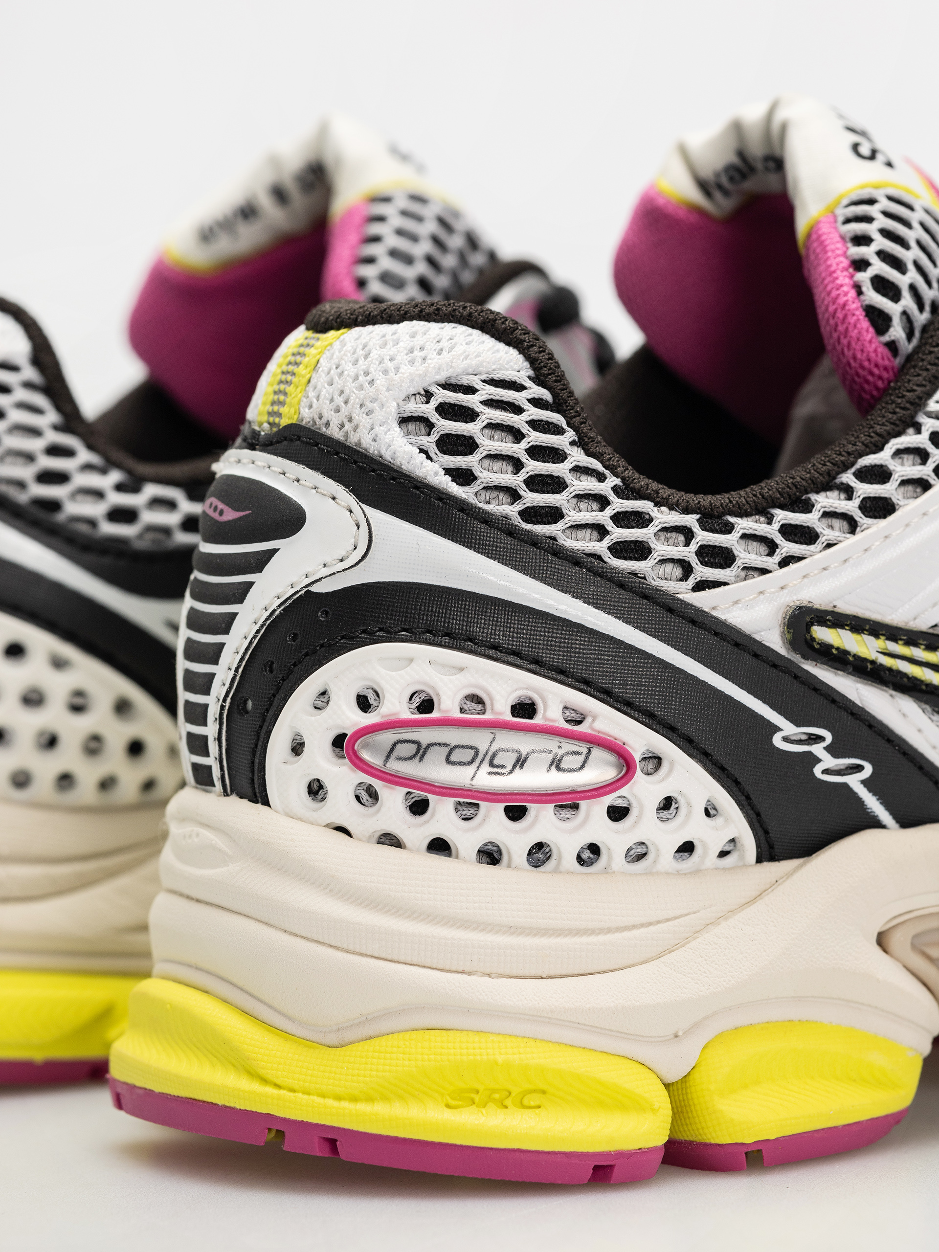 Topánky Saucony Progrid Triumph 4 (white/fluo)