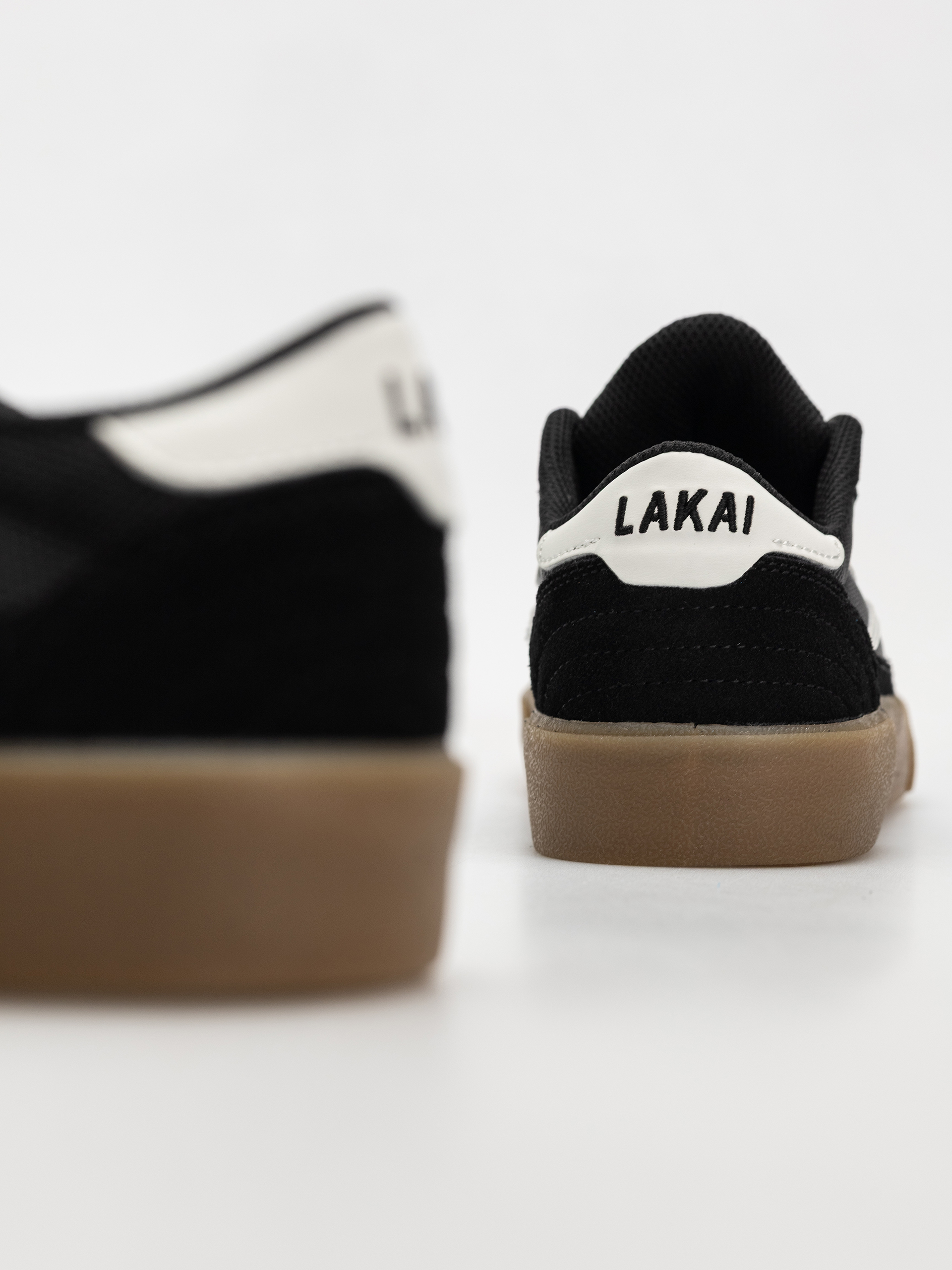 Topánky Lakai Cambridge (black/gum/suede)
