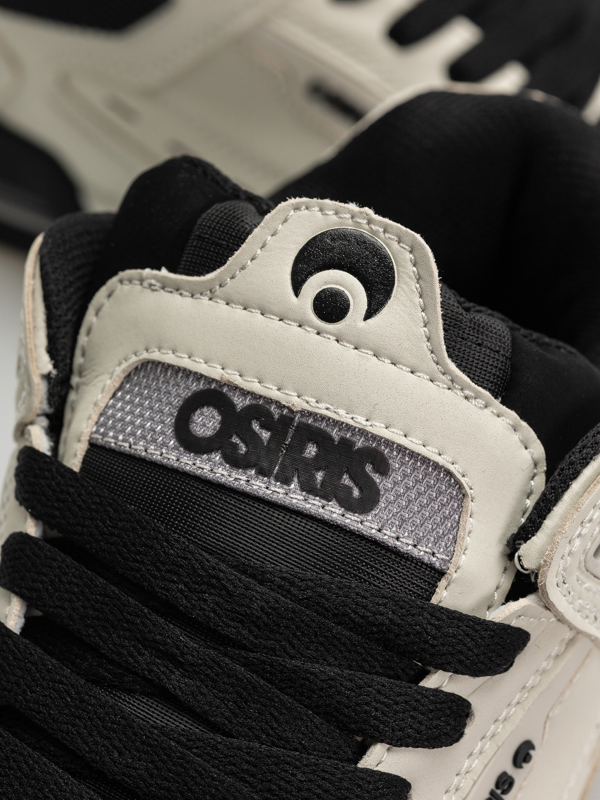 Topánky Osiris Peril (eggshell/black)