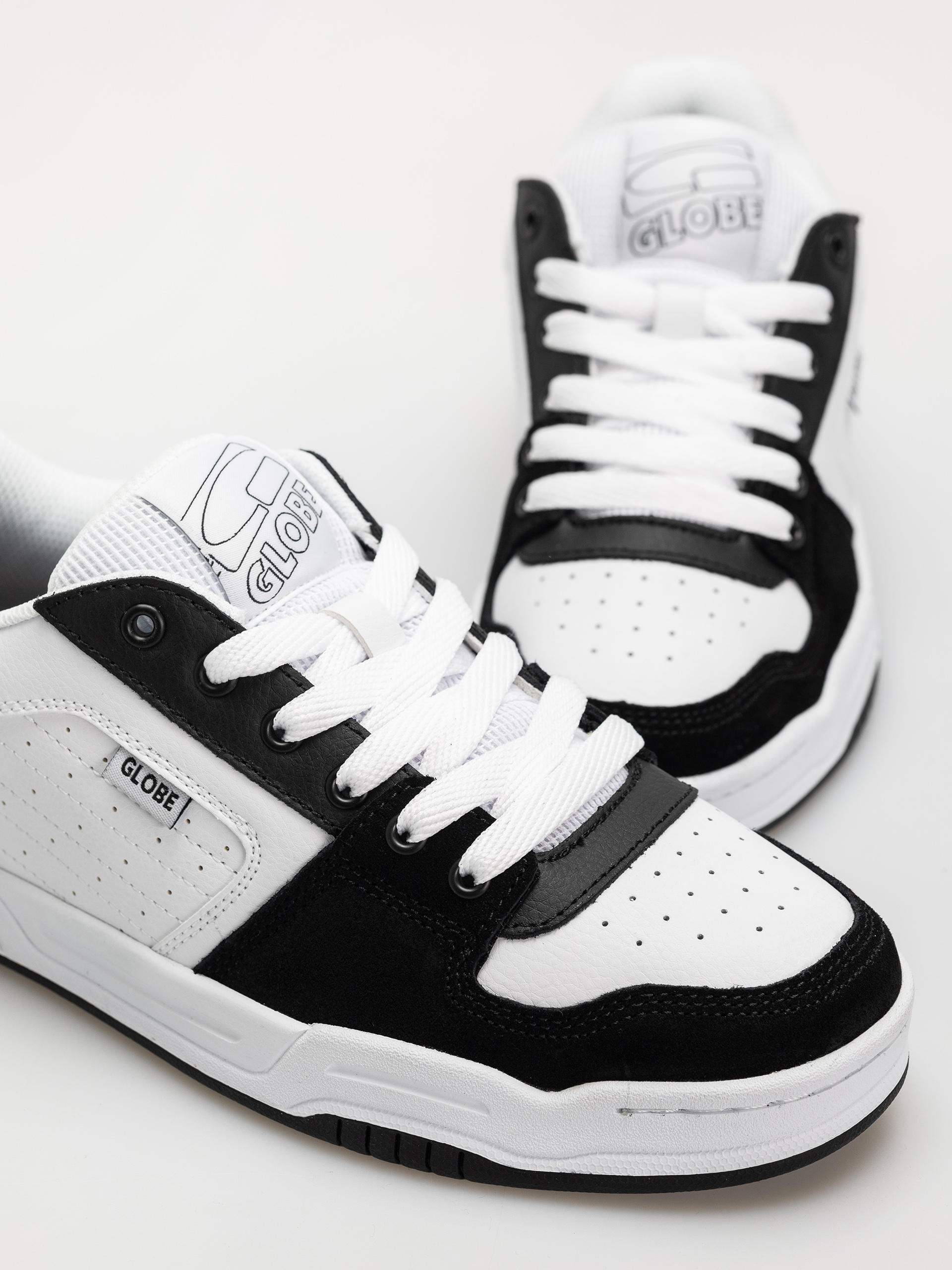 Topánky Globe Mojo 2.0 (black white)